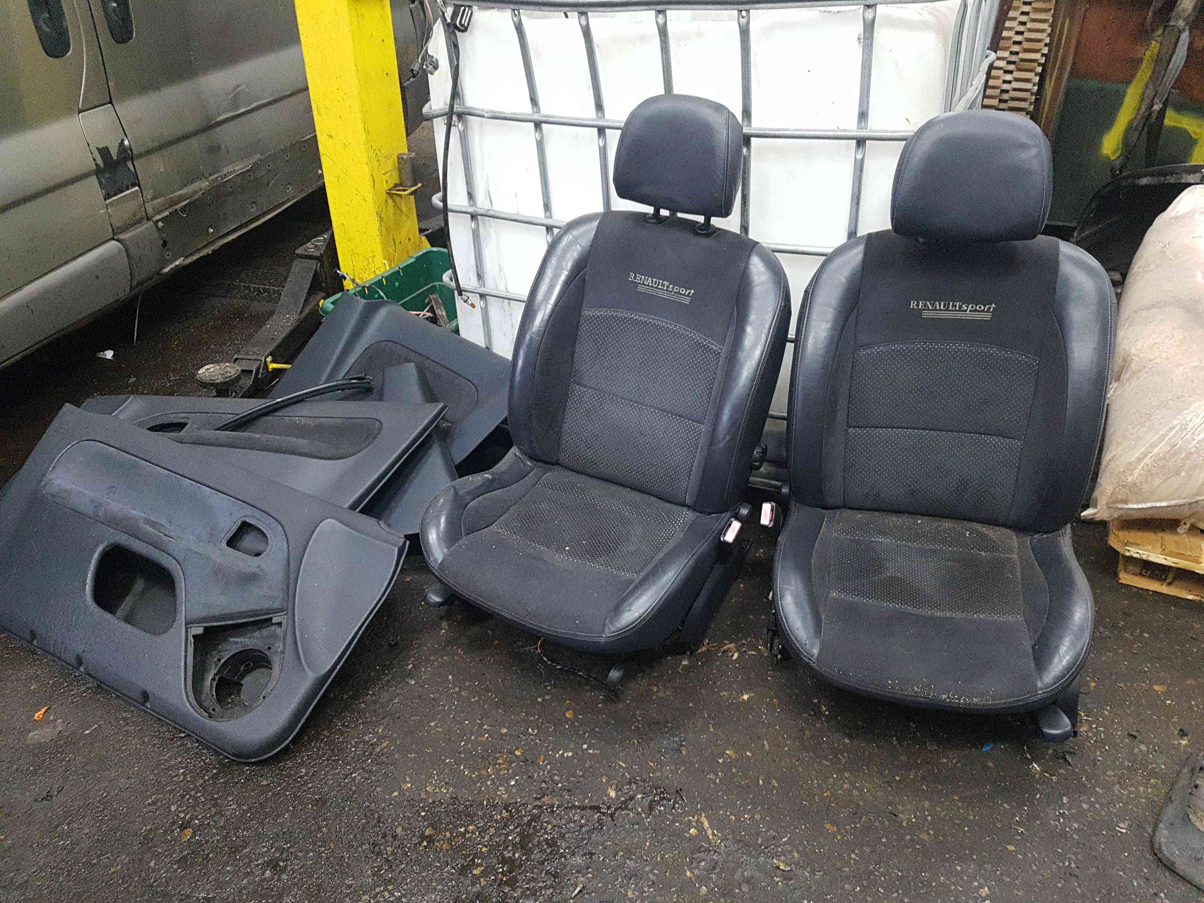 Thumb 2 Renault Clio Sport 172 182 2001-2006 Interior Seats Chairs + Door Cards