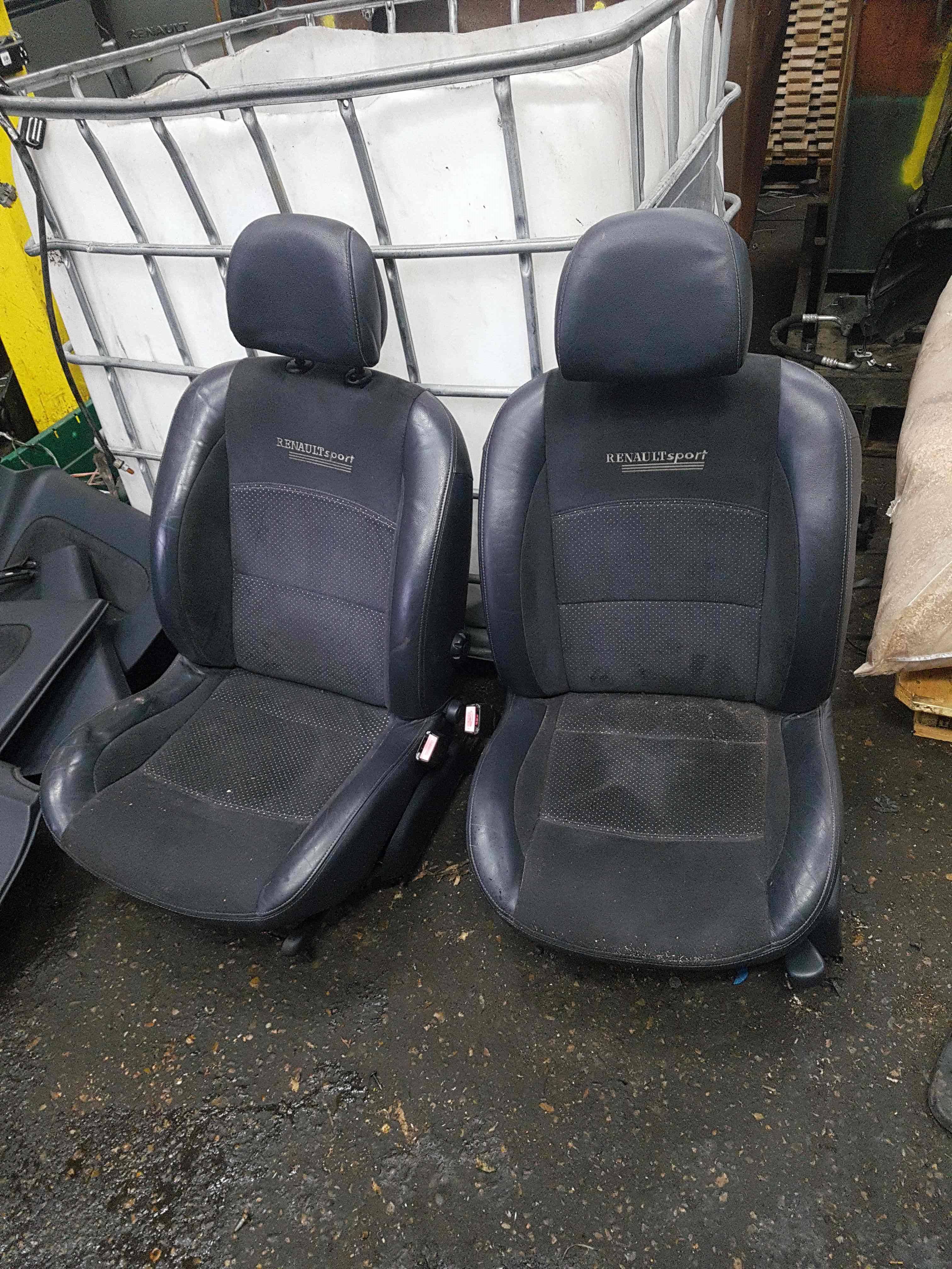 Thumb 3 Renault Clio Sport 172 182 2001-2006 Interior Seats Chairs + Door Cards