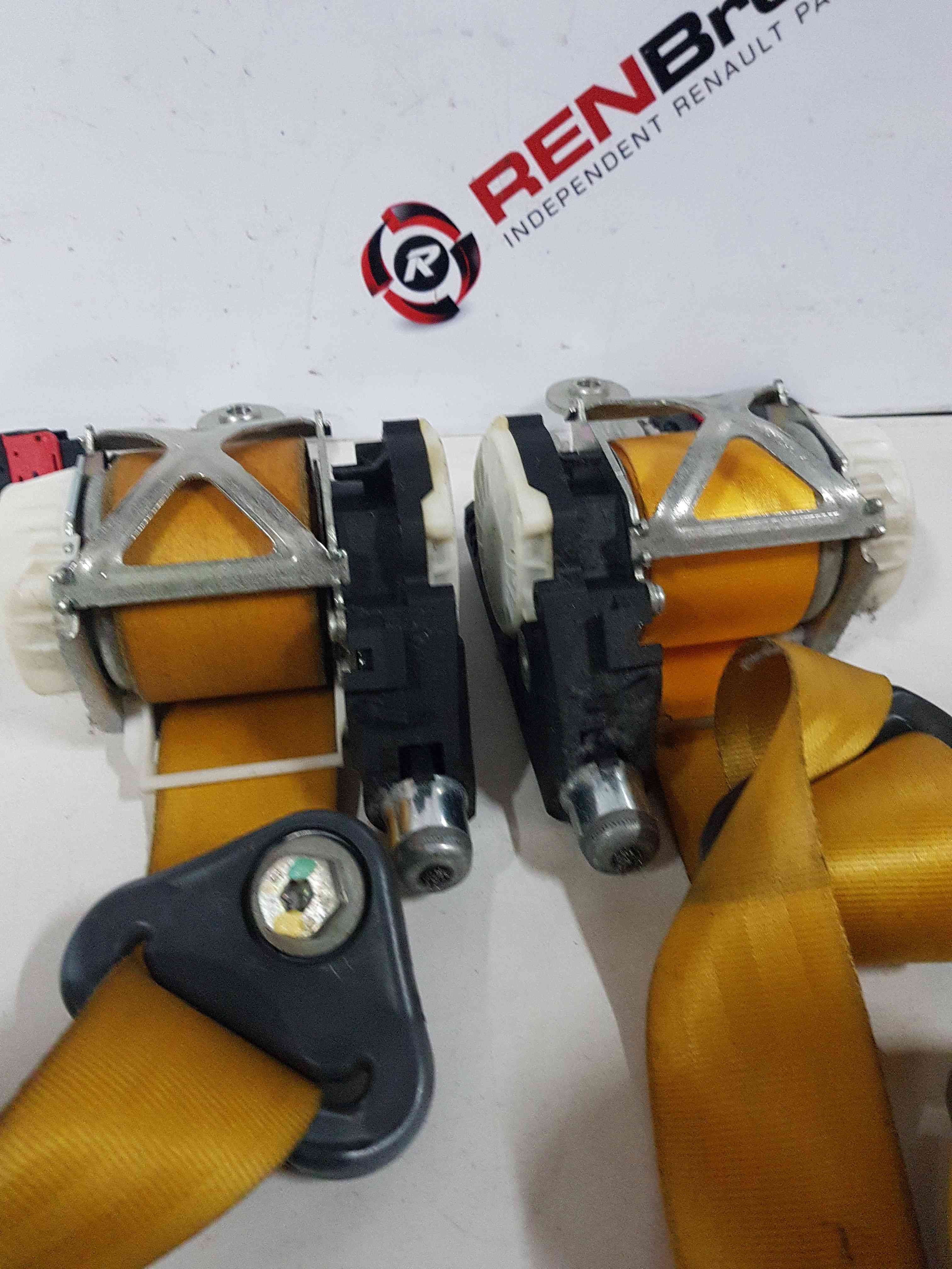 Thumb 8 Renault Clio Sport 200 2009-2012 Driver Passenger OSF Nsf Seat Belt Yellow S/R