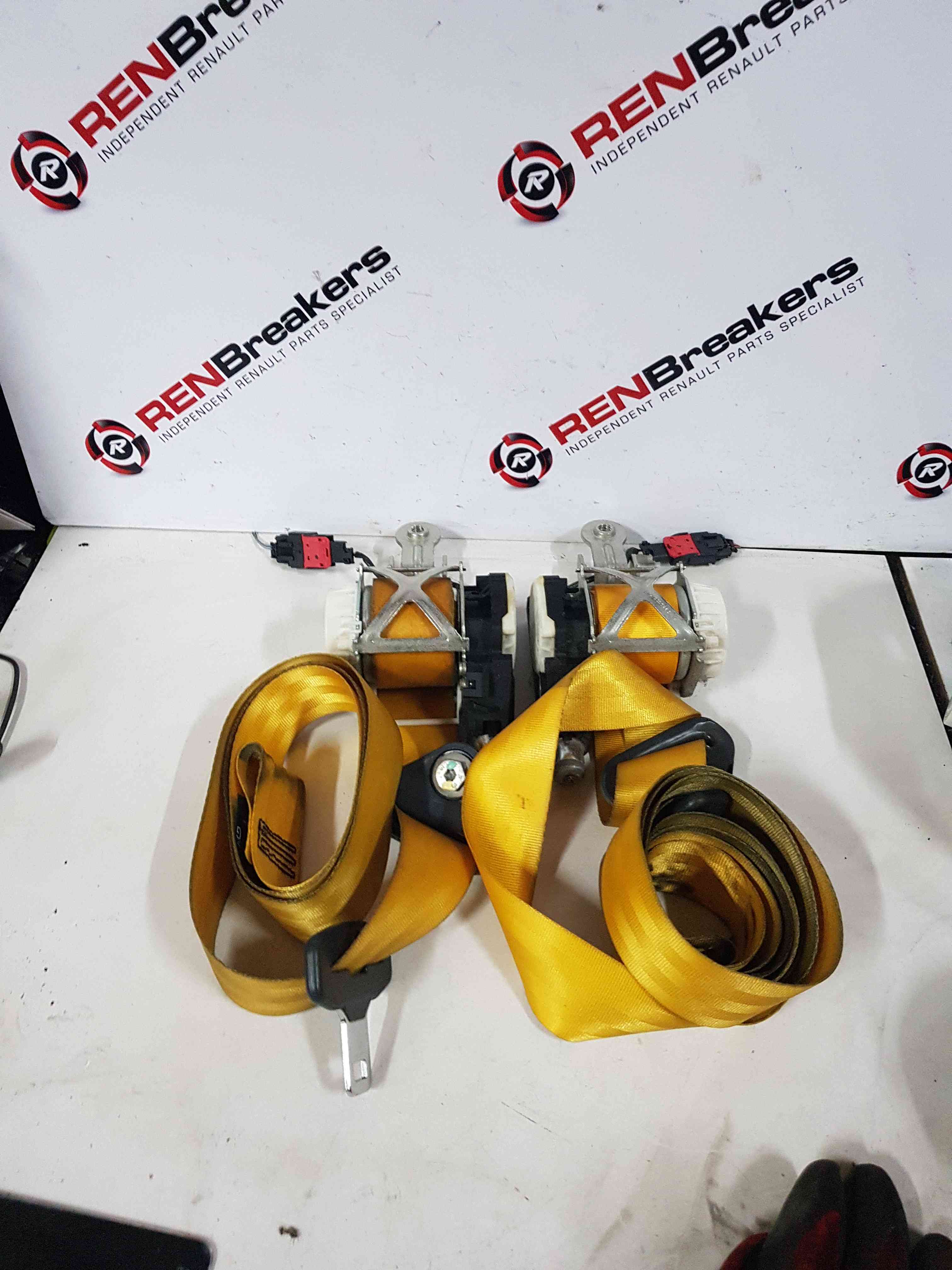 Thumb 9 Renault Clio Sport 200 2009-2012 Driver Passenger OSF Nsf Seat Belt Yellow S/R