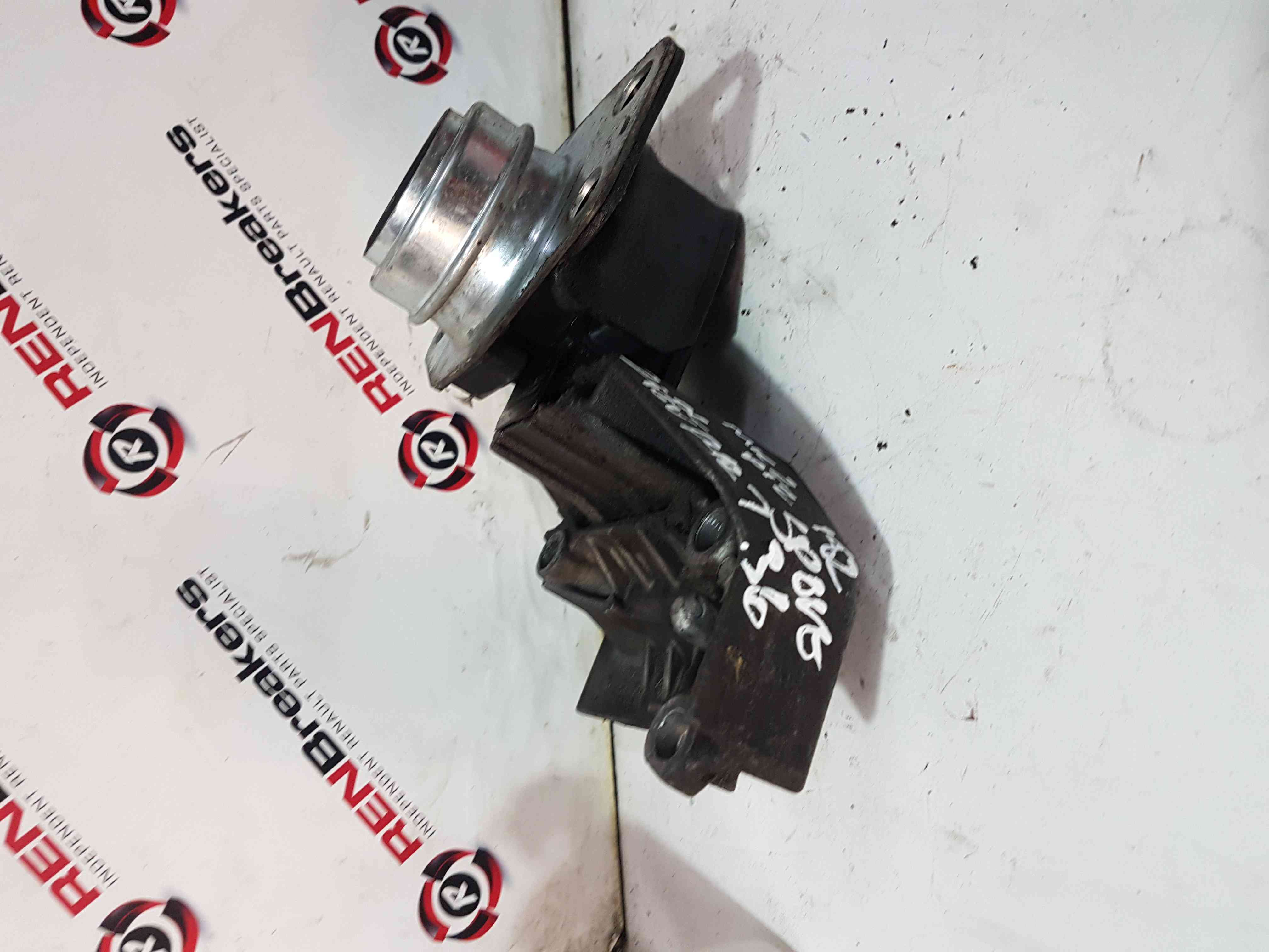 Thumb 3 Renault Clio Sport 2001-2006 172 182 2.0 16V Drivers OSF Front Engine Mount
