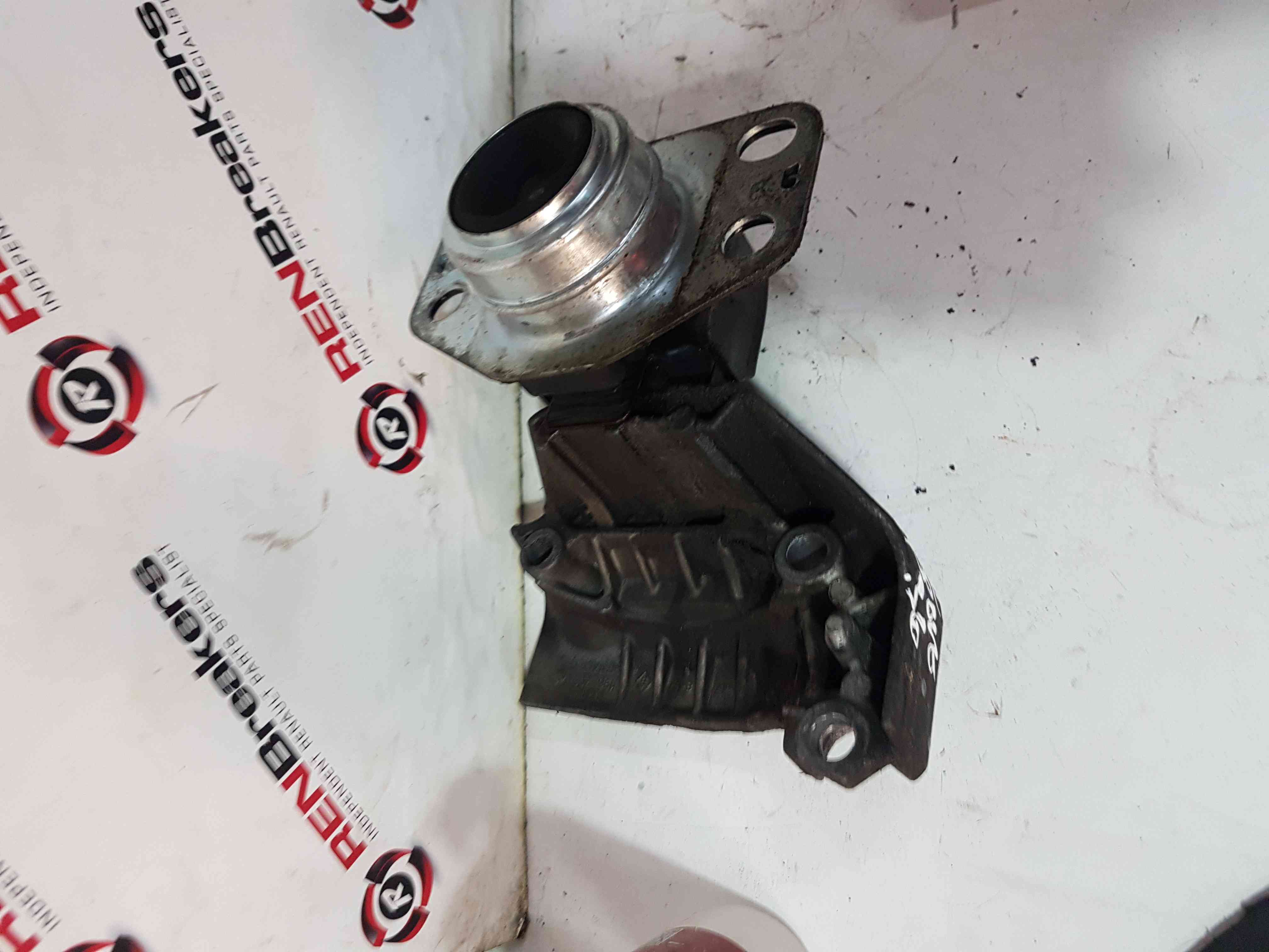 Thumb 6 Renault Clio Sport 2001-2006 172 182 2.0 16V Drivers OSF Front Engine Mount