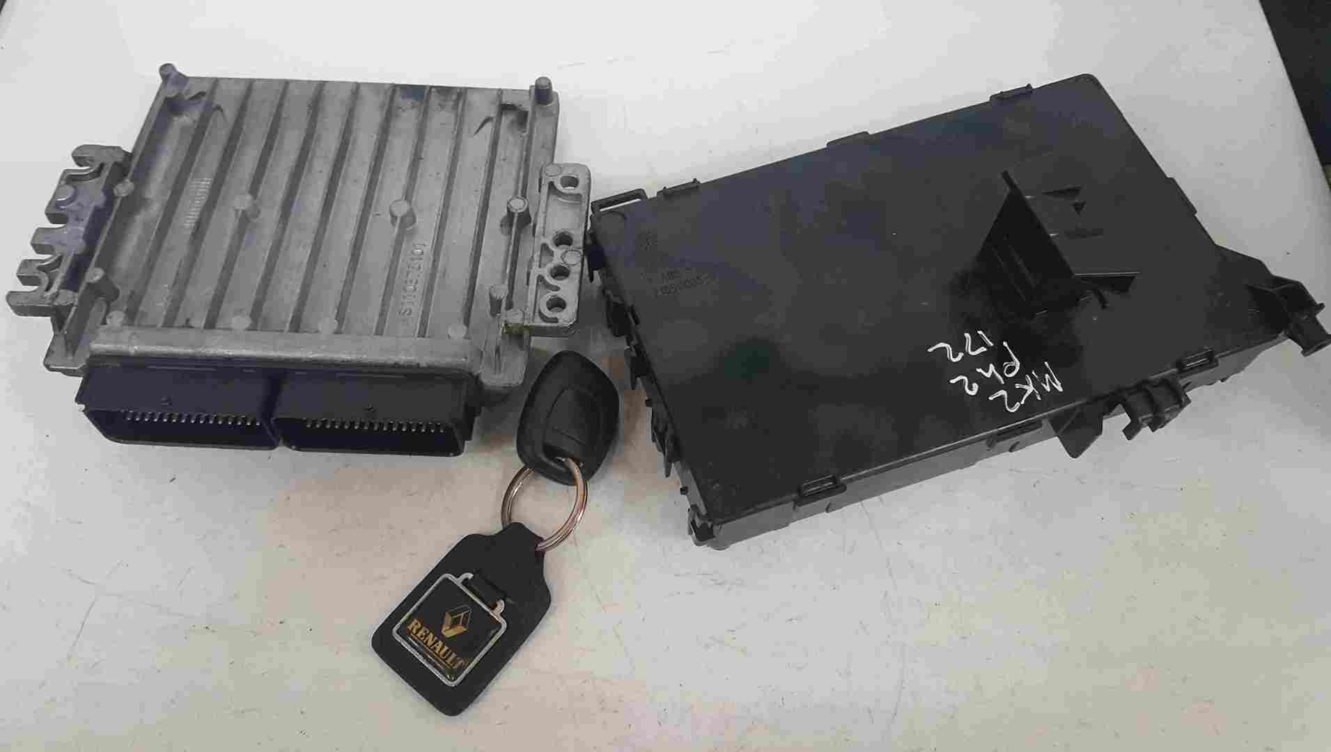 Thumb 2 Renault Clio Sport 2001-2006 172 182 2.0 16v ECU Set UCH BCM + Key Fob