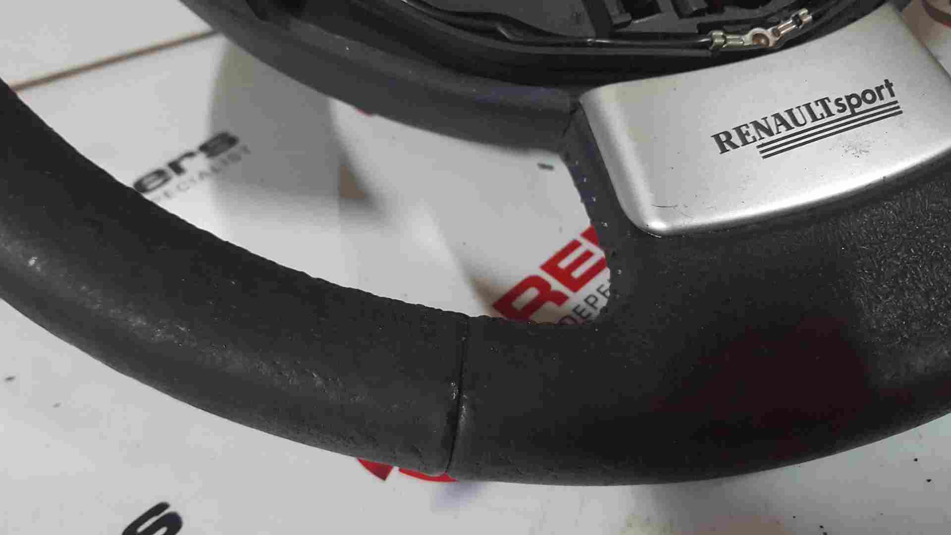 Thumb 6 Renault Clio Sport 2001-2006 172 182 CUP Cruise Steering Wheel Refurb Needed