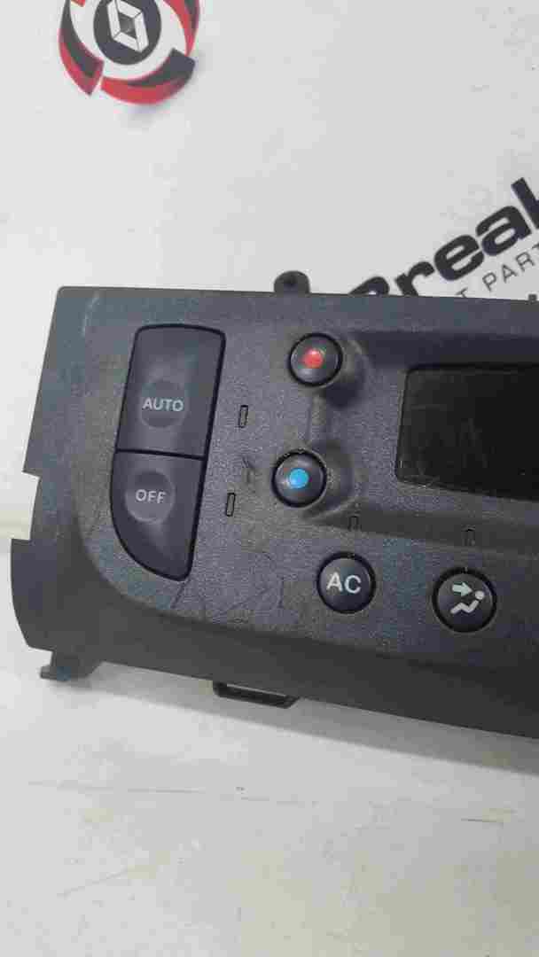 Thumb 3 Renault Clio Sport 2001-2006 172 182 Climate Control Heater Panel 8200064193