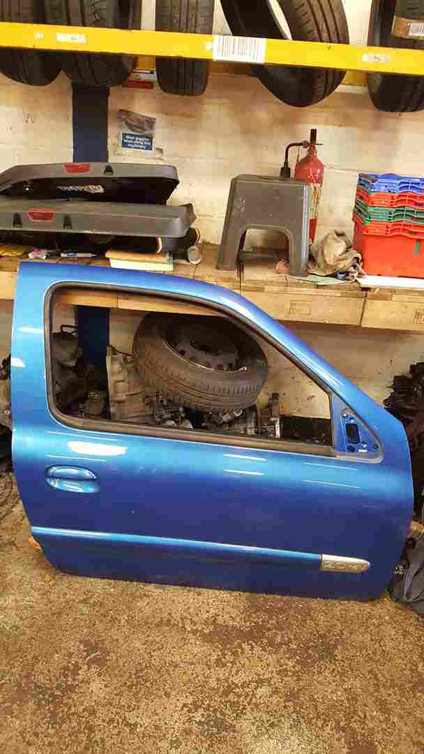 Thumb 2 Renault Clio Sport 2001-2006 172 182 Drivers OSF Front Door Blue Tej41