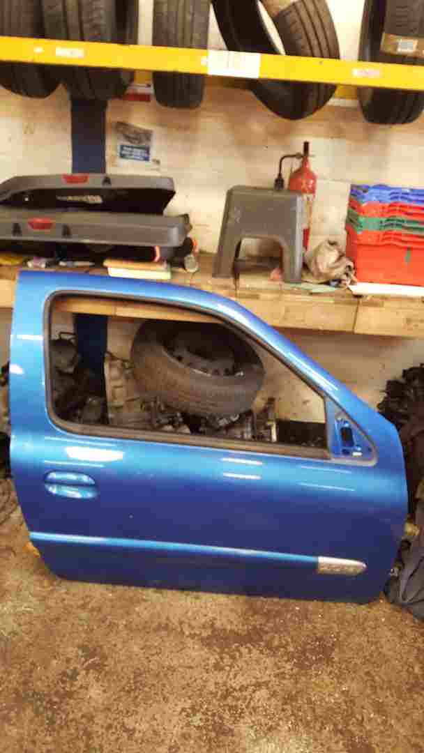 Thumb 3 Renault Clio Sport 2001-2006 172 182 Drivers OSF Front Door Blue Tej41
