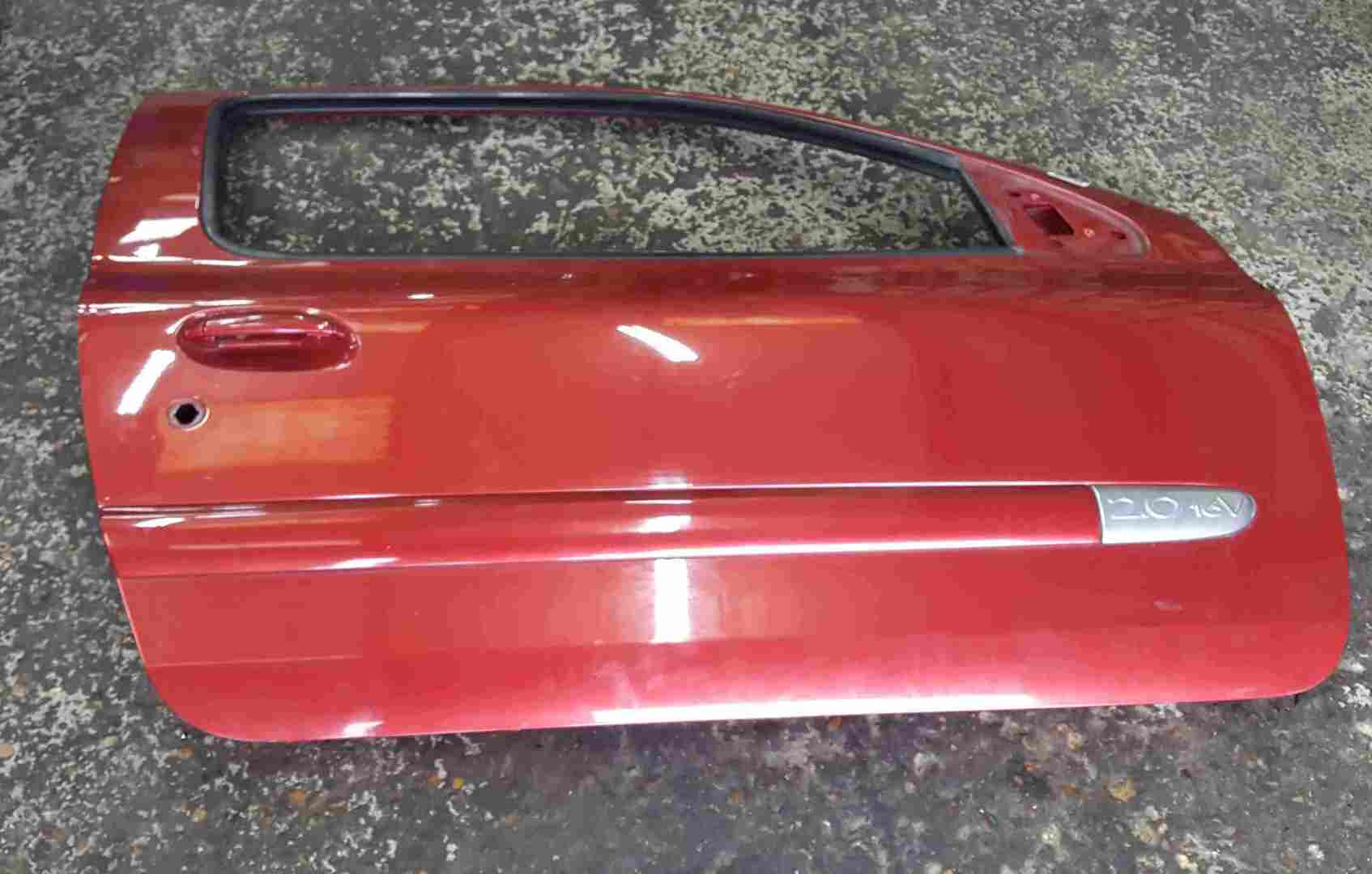 Renault Clio Sport 2001-2006 172 182 Drivers OSF Front Door Flaming Red TEB76