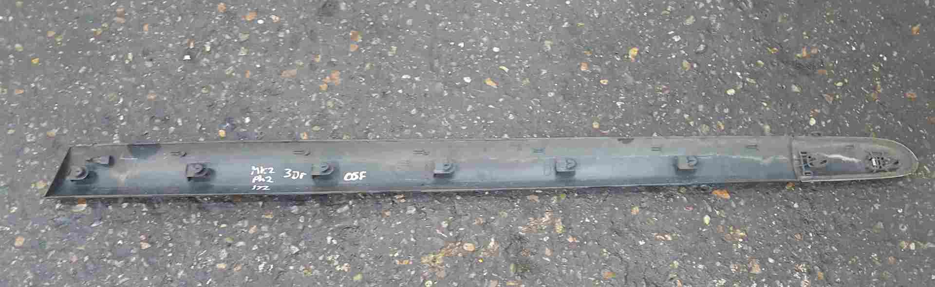 Thumb 4 Renault Clio Sport 2001-2006 172 182 Drivers OSF Front Door Moulding Black 676