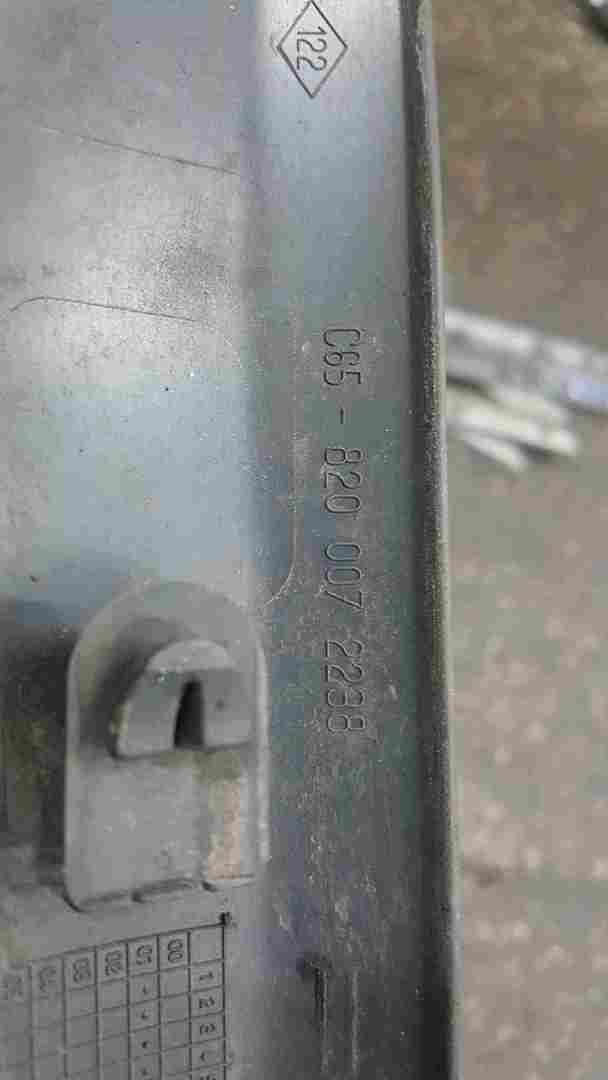 Thumb 2 Renault Clio Sport 2001-2006 172 182 Drivers OSF Front Door Moulding Black 676
