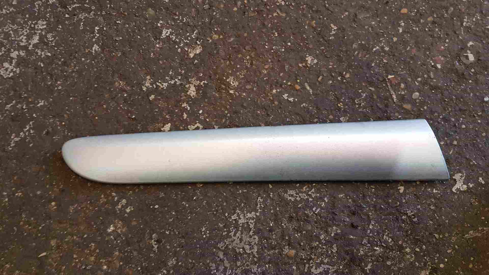 Thumb 3 Renault Clio Sport 2001-2006 172 182 Drivers OSR Rear Moulding Trim Silver Ted69