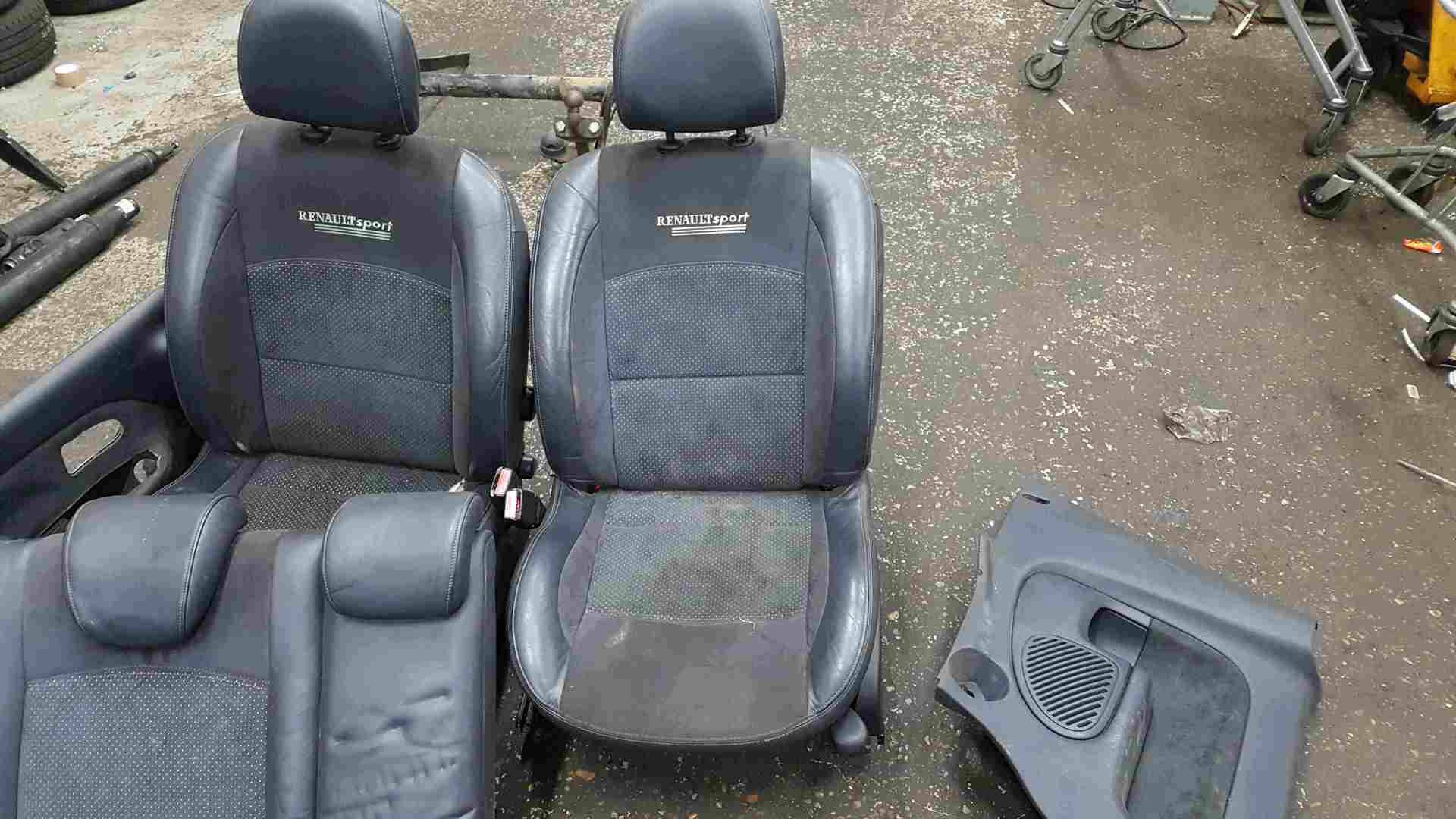 Thumb 7 Renault Clio Sport 2001-2006 172 182 Full Interior Rear Front Seats