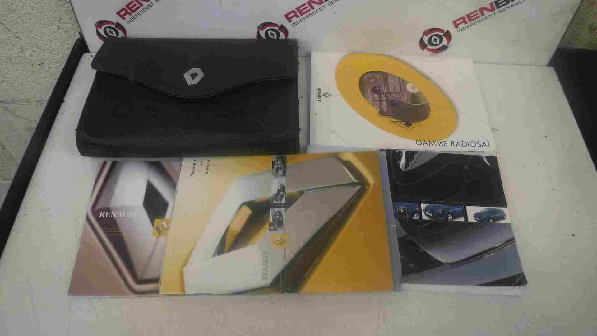 Renault Clio Sport 2001-2006 172 182 Handbook Documents + Wallet
