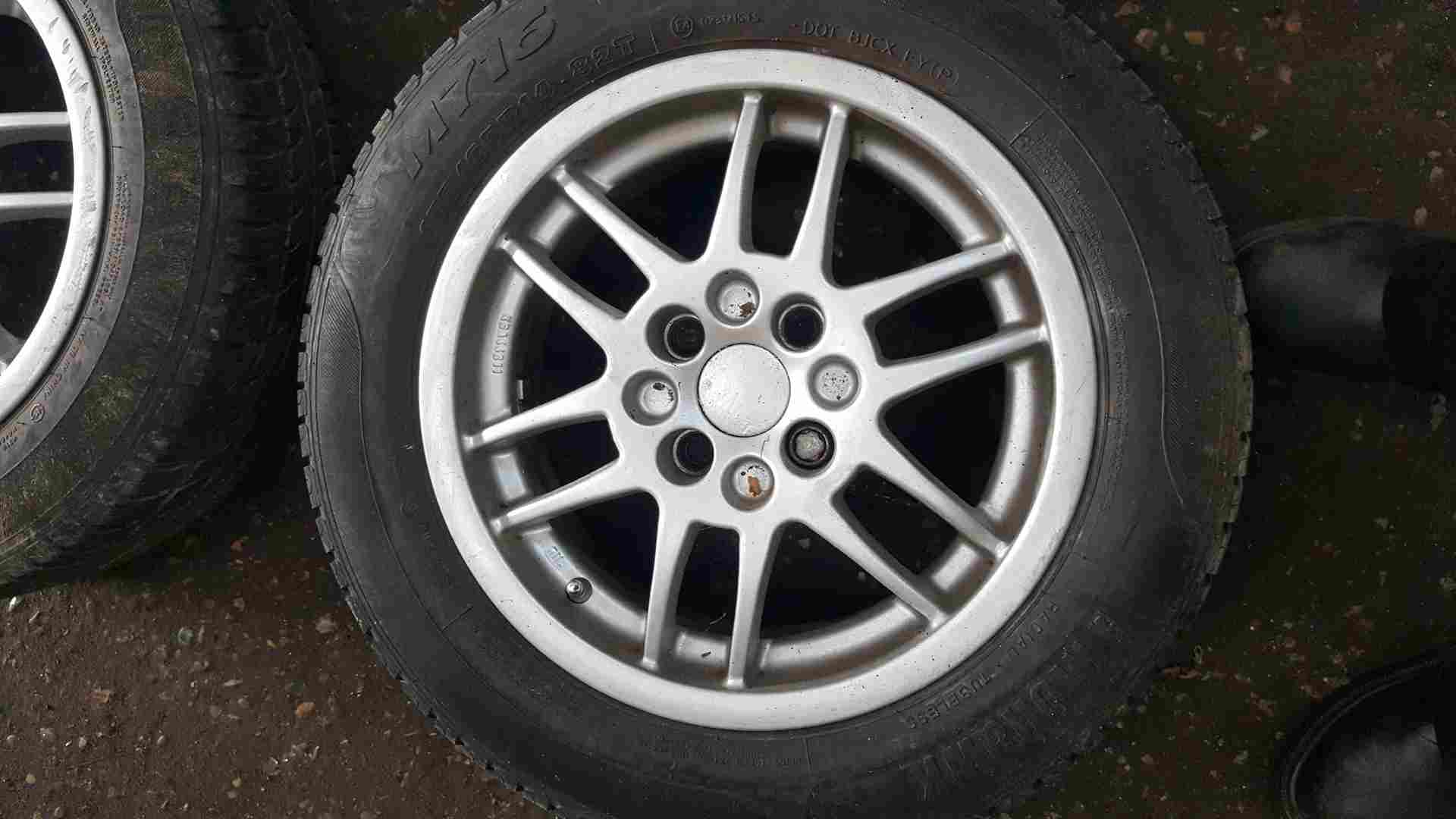 Thumb 2 Renault Clio Sport 2001-2006 172 182 Oz Alloy Wheels SET F1 + Tyre 175 65 14 3/5