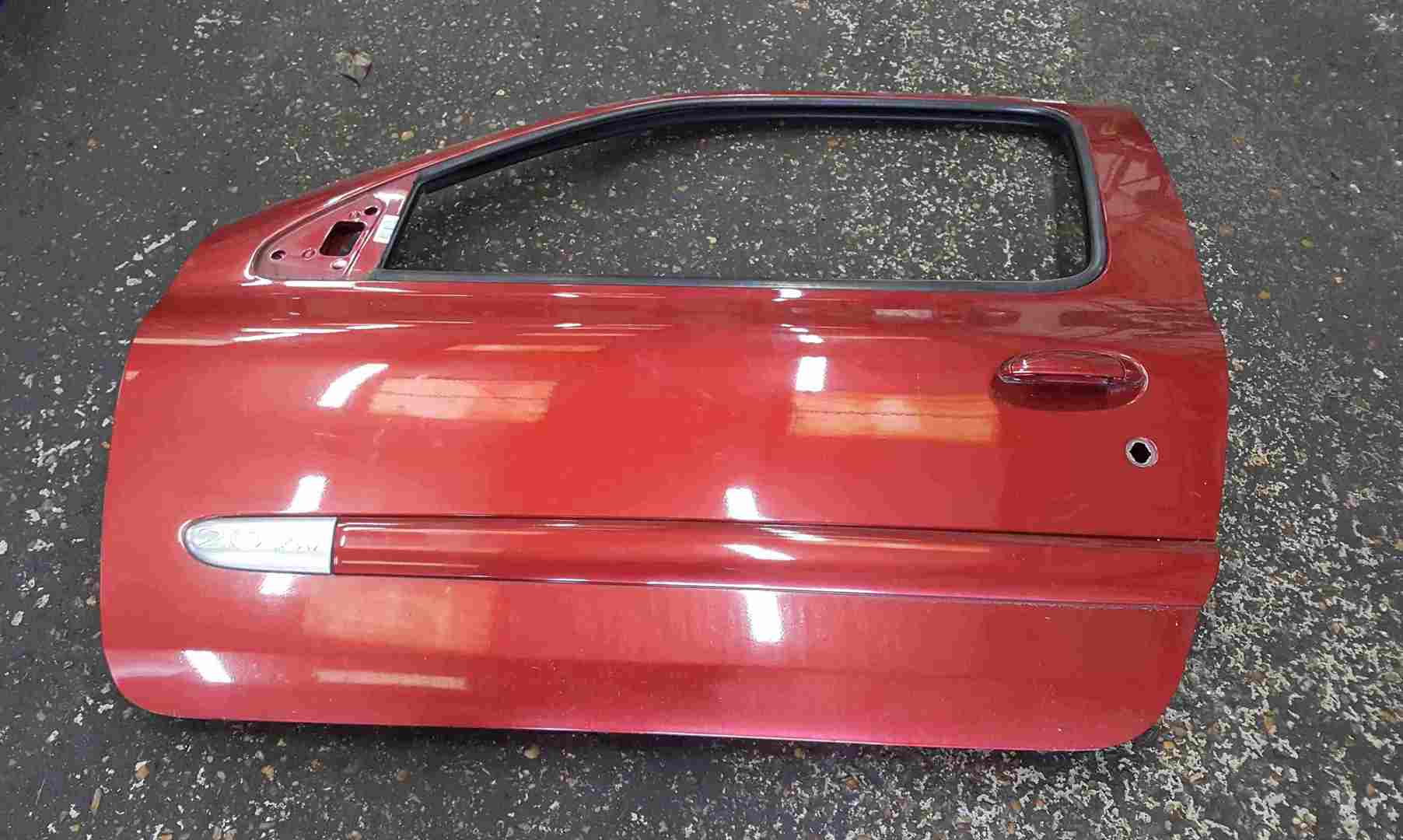 Renault Clio Sport 2001-2006 172 182 Passenger NSF Front Door Flaming Red TEB76