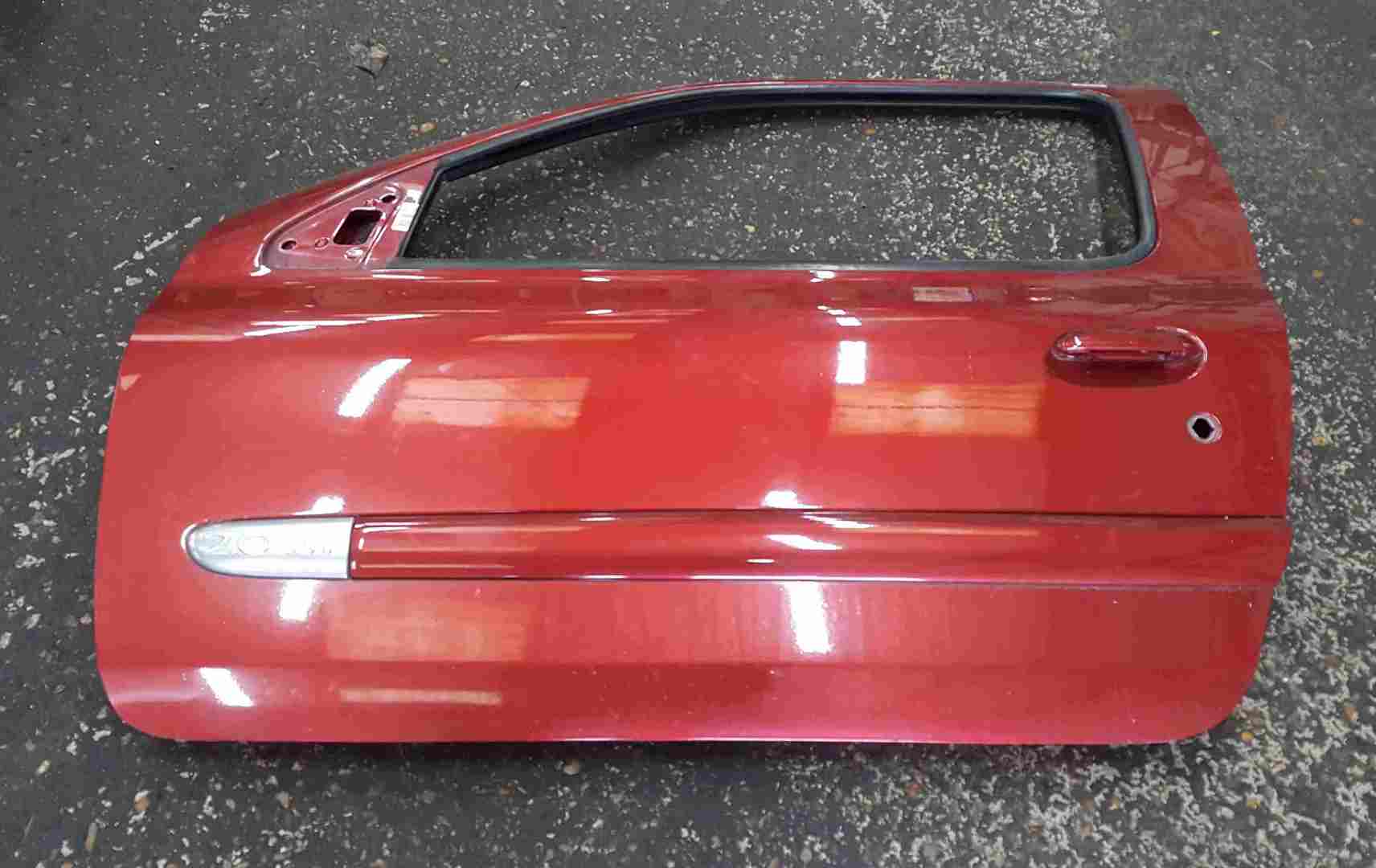 Thumb 5 Renault Clio Sport 2001-2006 172 182 Passenger NSF Front Door Flaming Red TEB76
