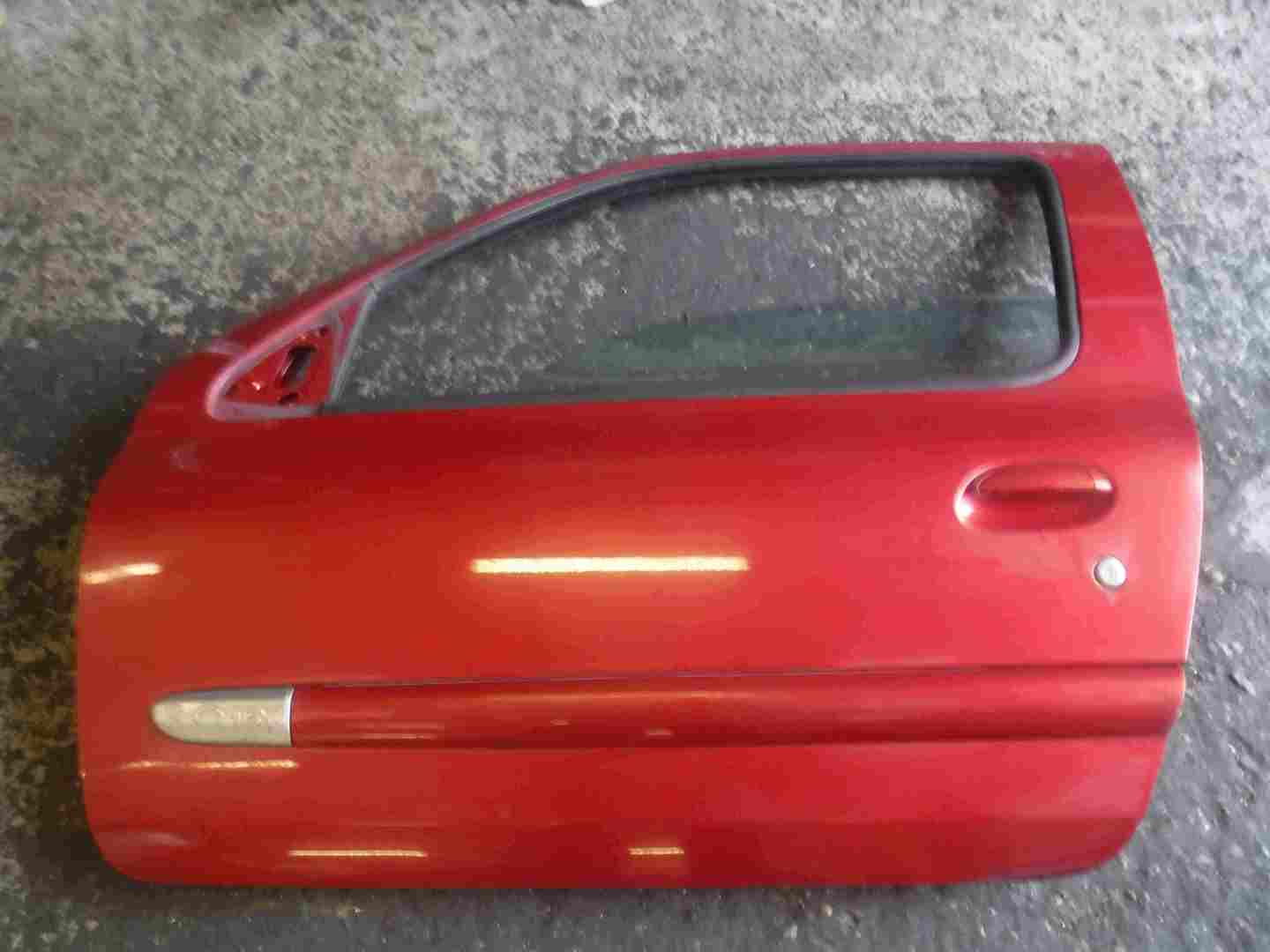 Renault Clio Sport 2001-2006 172 182 Passenger NSF Front Door Red Orange TEB76
