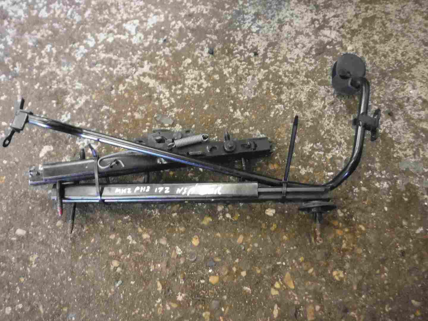 Renault Clio Sport 2001-2006 172 182 Passenger NSF Front Seat Runners