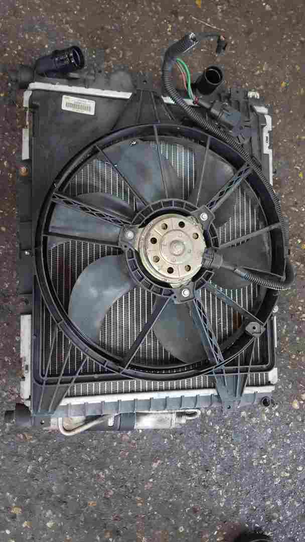 Renault Clio Sport 2001-2006 172 182 RAD Pack Radiator Cooling FAN With Ac