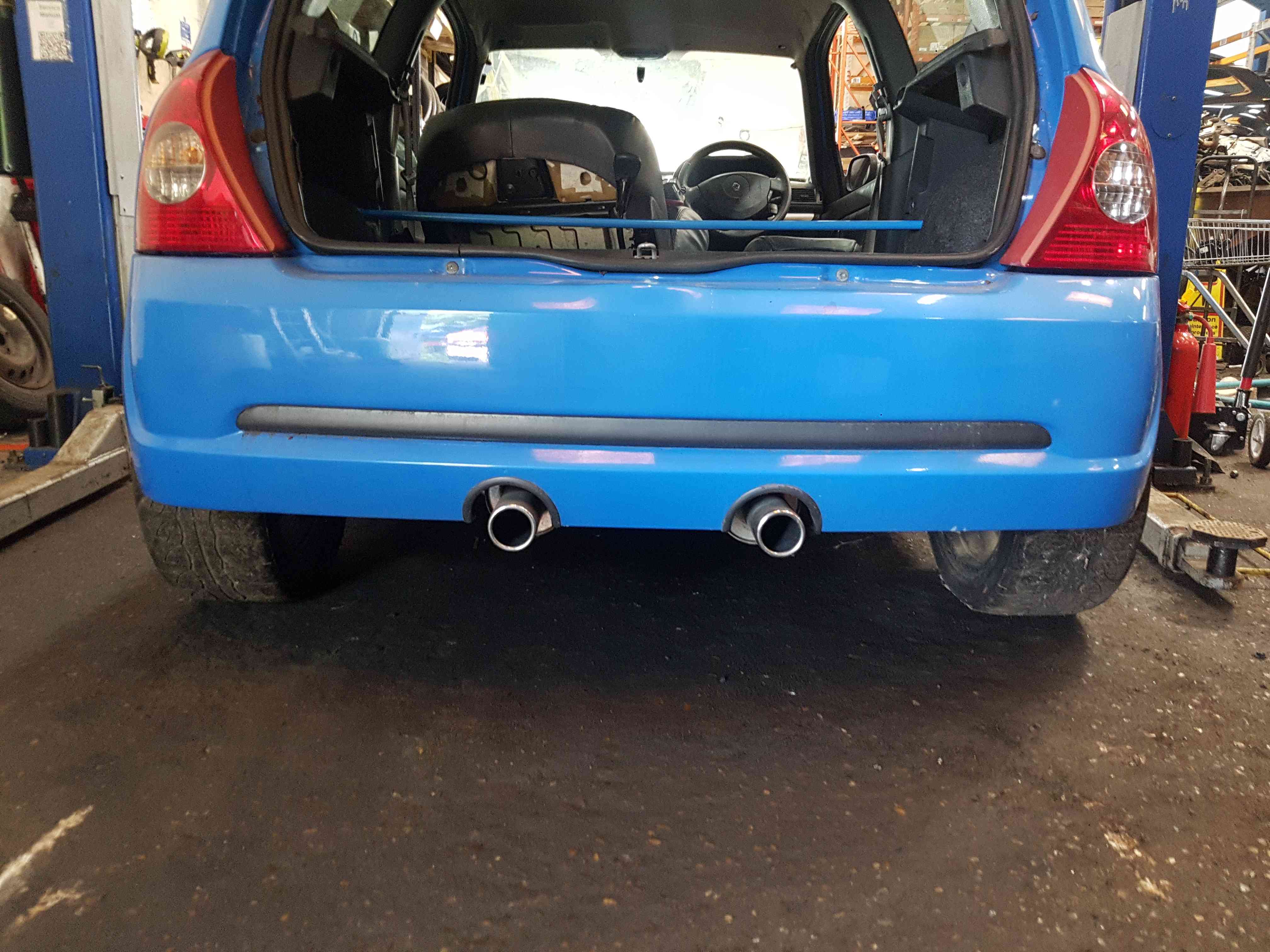 Thumb 10 Renault Clio Sport 2001-2006 172 182 Rear Bumper Racing Blue Oj45