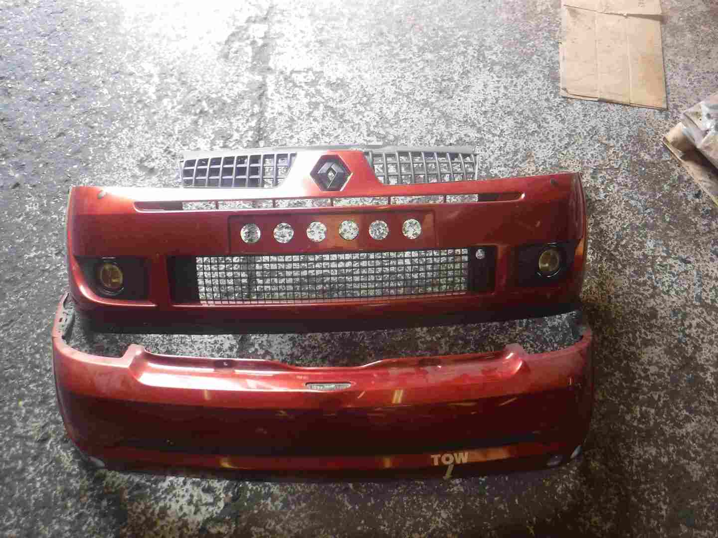 Renault Clio Sport 2001-2006 172 Front And Rear Bumper Red TEB76