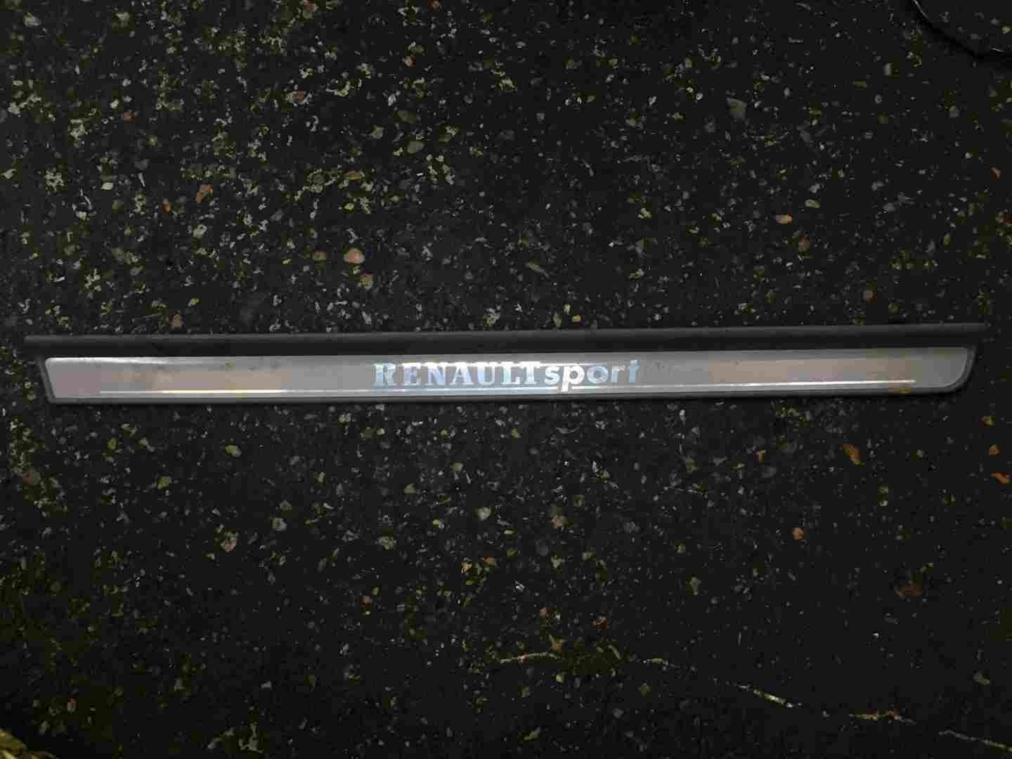 Renault Clio Sport 2001-2006 182 172 Drivers OSF Front Door Sill Renault Sport