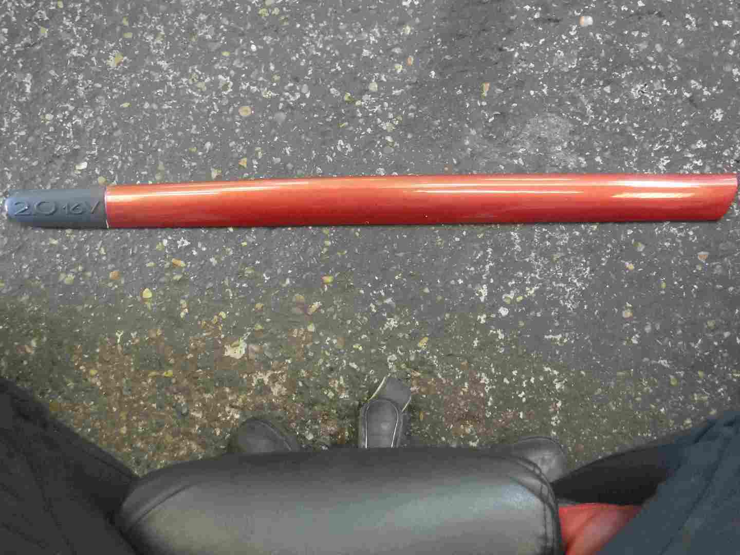 Renault Clio Sport 2001-2006 2.0 Passenger NSF Front Door Moulding Red TEB76