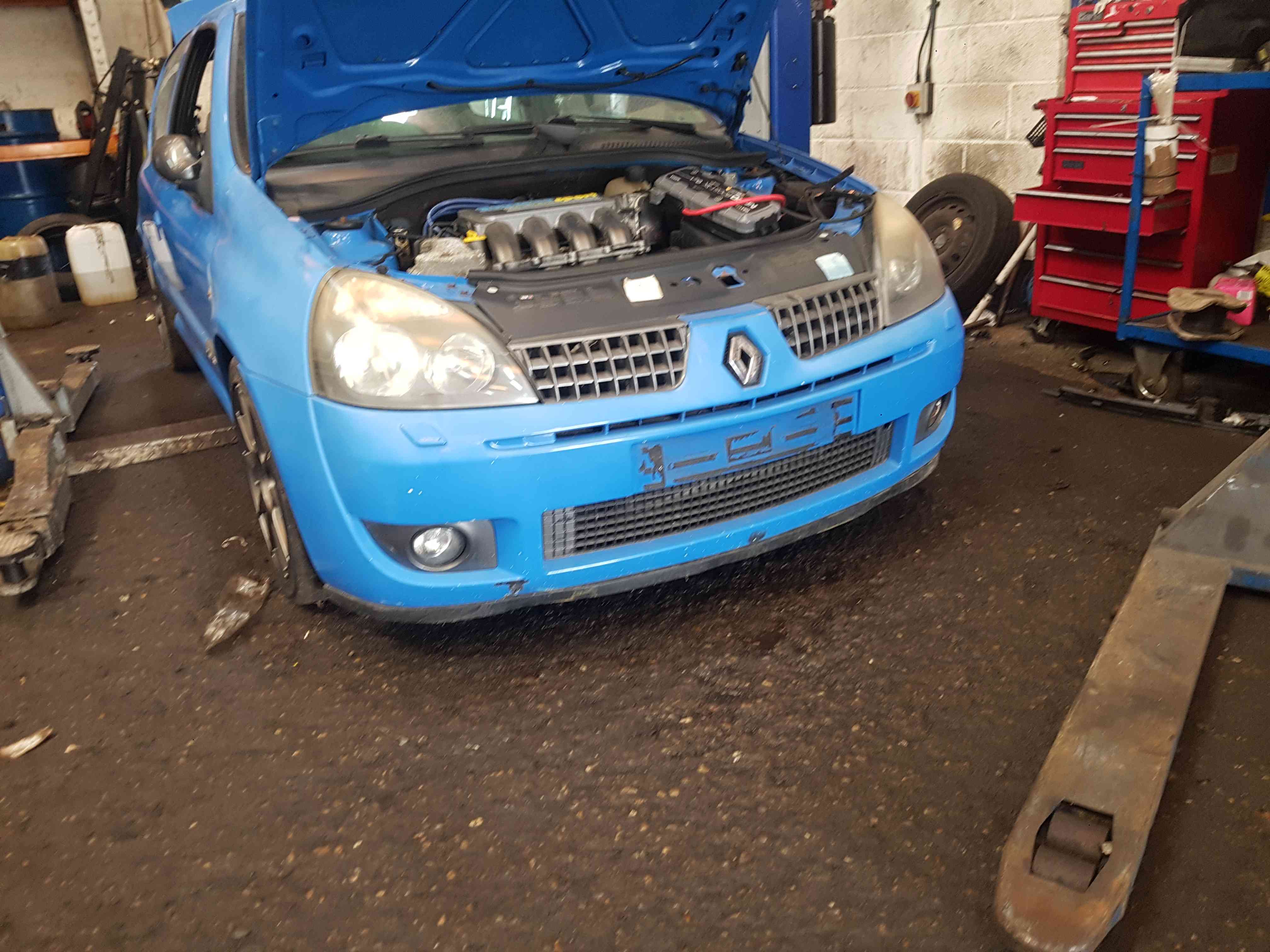 Thumb 2 Renault Clio Sport 2001-2006 Front Bumper + Grill  Blue Oj45