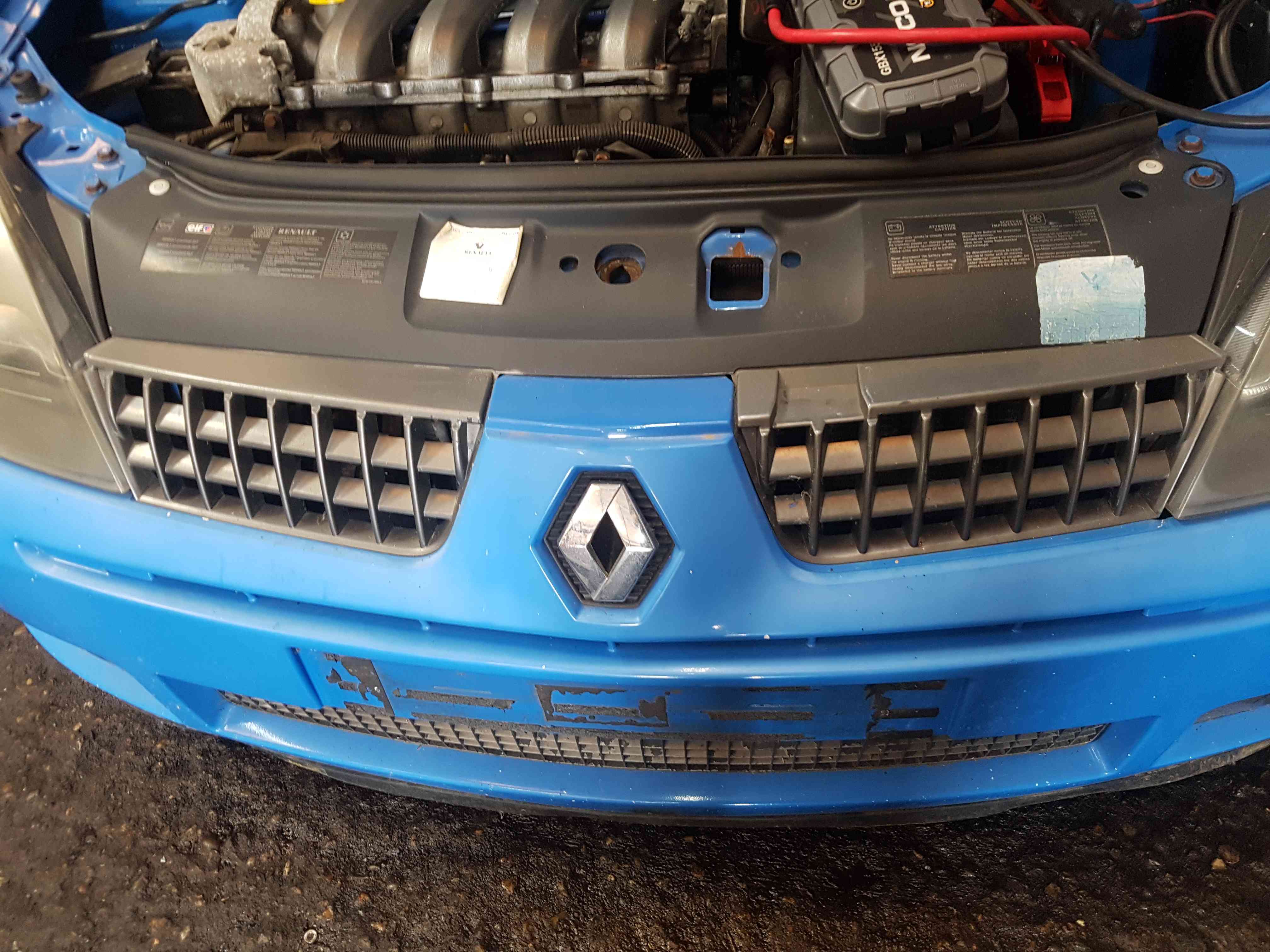 Thumb 11 Renault Clio Sport 2001-2006 Front Bumper + Grill  Blue Oj45