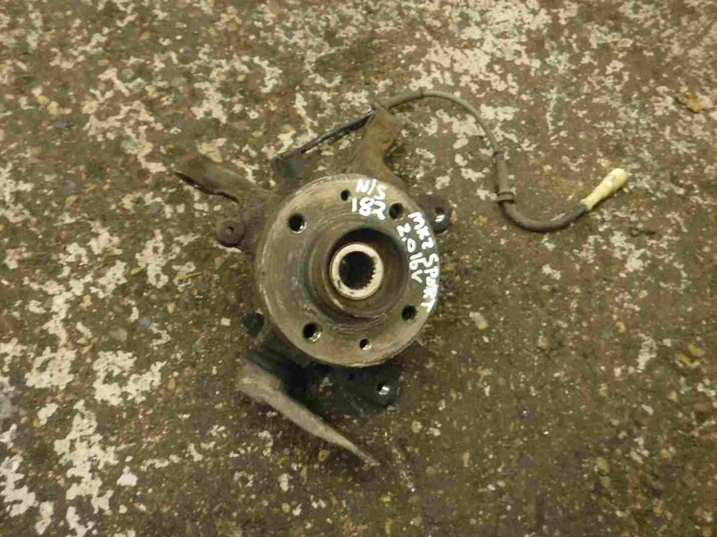 Renault Clio Sport 2001-2006 Passenger NSF Front Wheel Hub + ABS Sensor