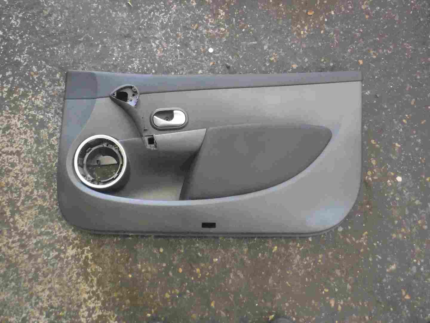 Renault Clio Sport 2005-2009 197 Drivers OSF Front Door Card