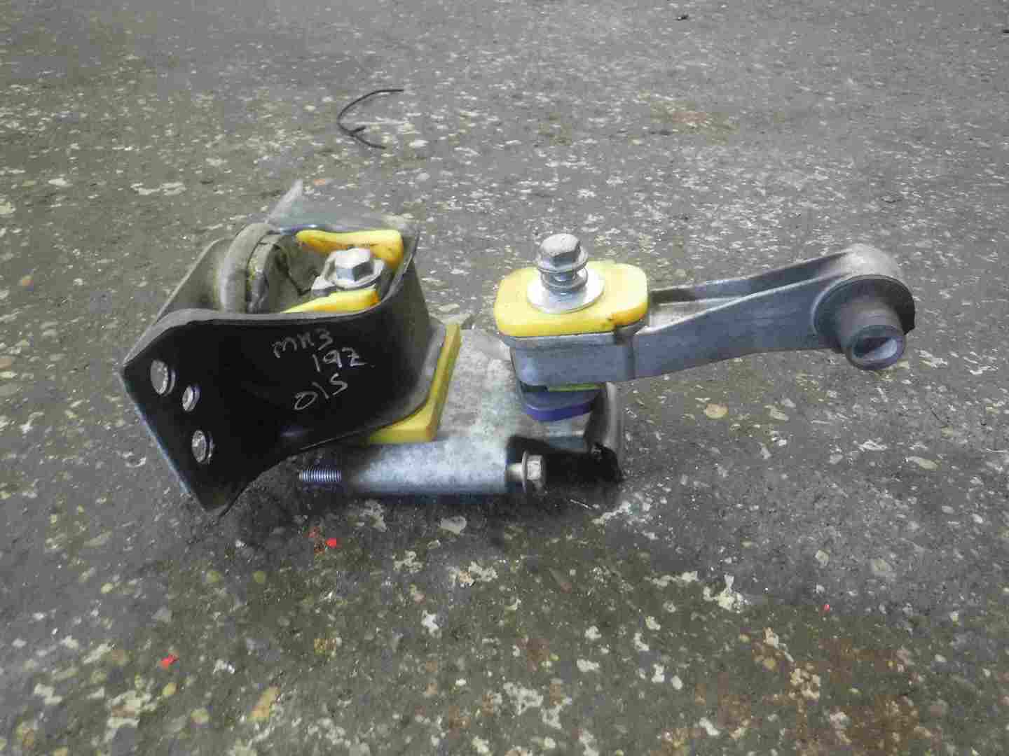 Renault Clio Sport 2005-2012 197 200 2.0 16v Polybush Powerflex Engine Mount