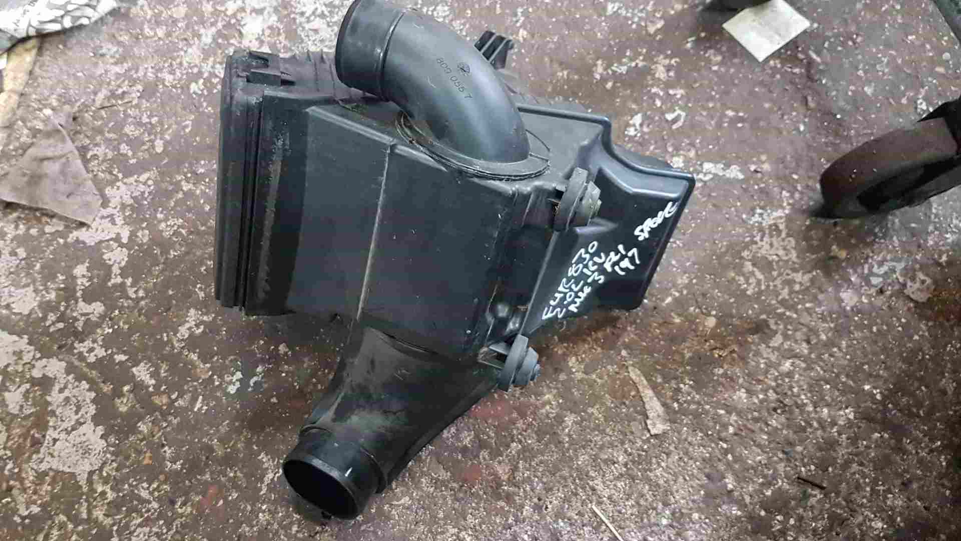 Thumb 5 Renault Clio Sport 2005-2012 197 200 Airbox Filter Housing + Filter 8200490866