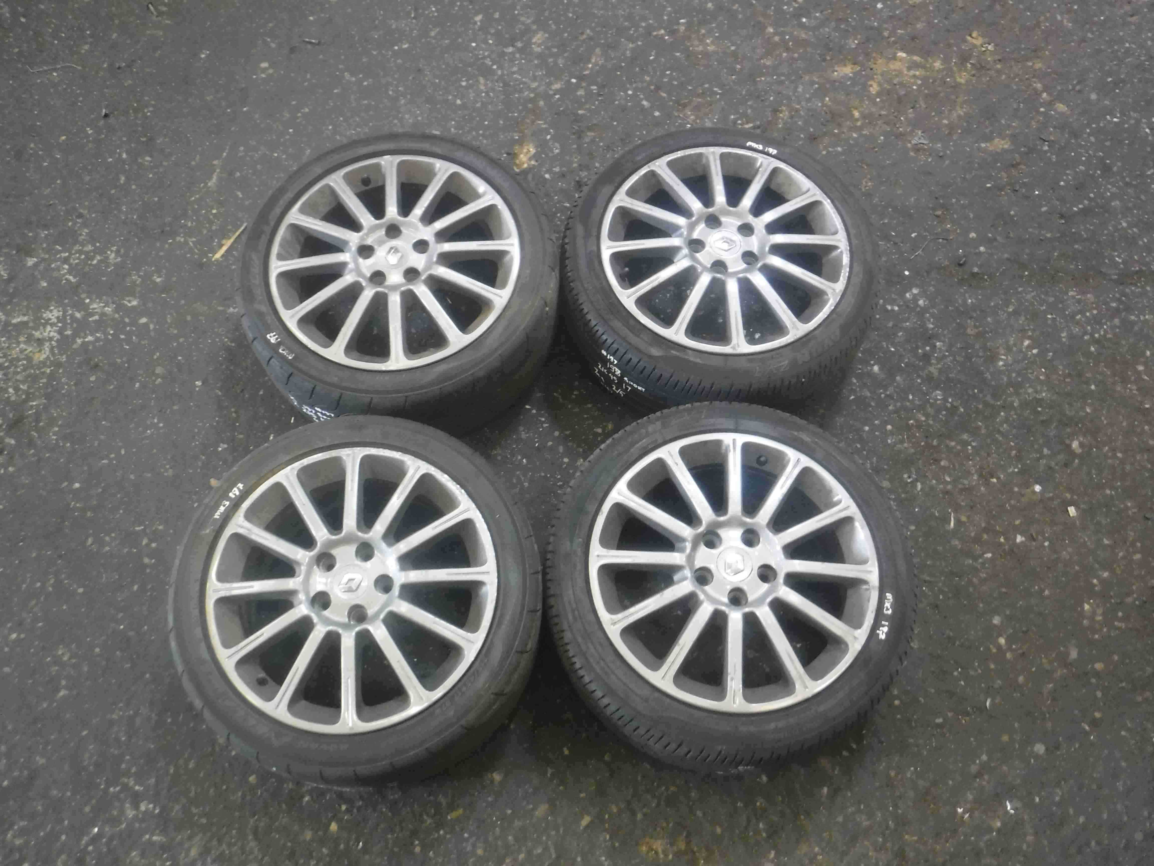 clio sport wheels