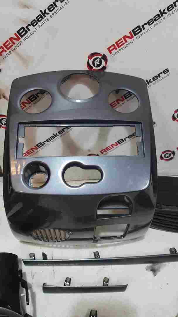 Thumb 3 Renault Clio Sport 2005-2012 197 200 Dashboard Vent Insert Trims Gloss Grey 