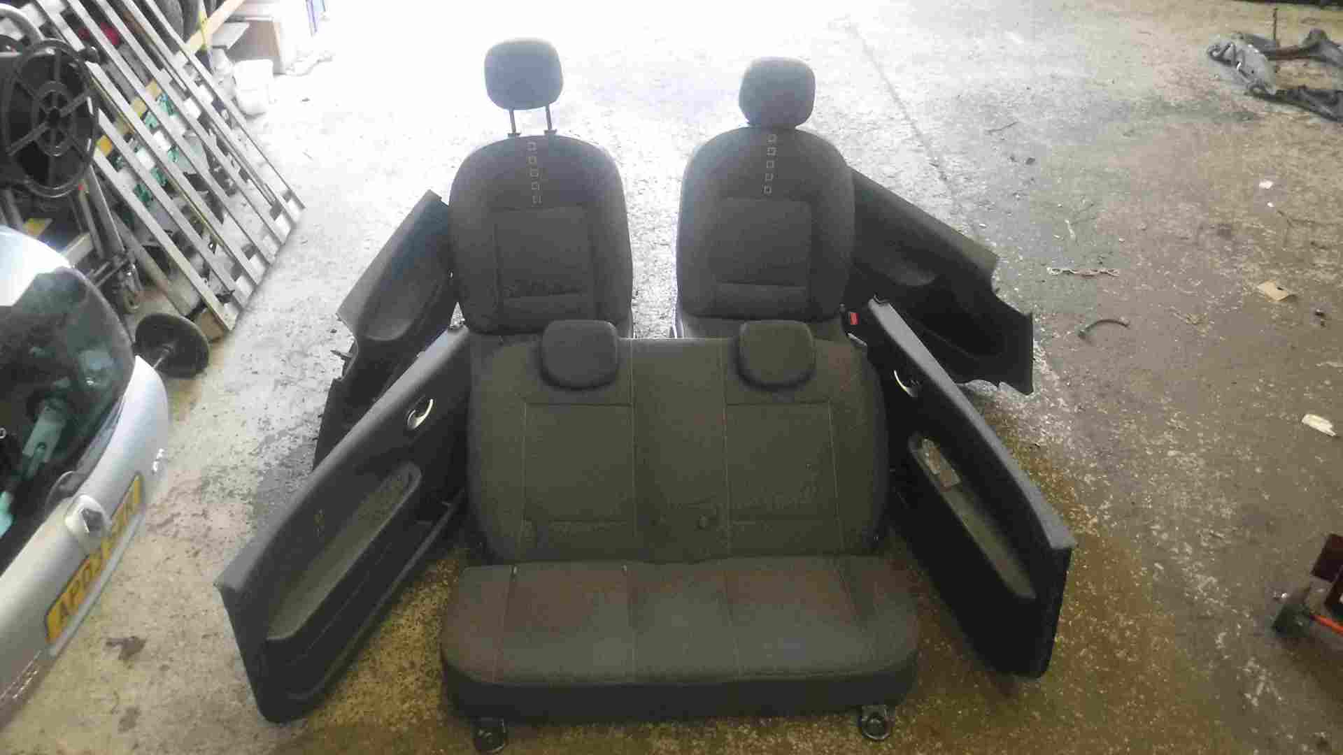 Renault Clio Sport 2005-2012 197 200 Interior Seat Complete Set Door Cards