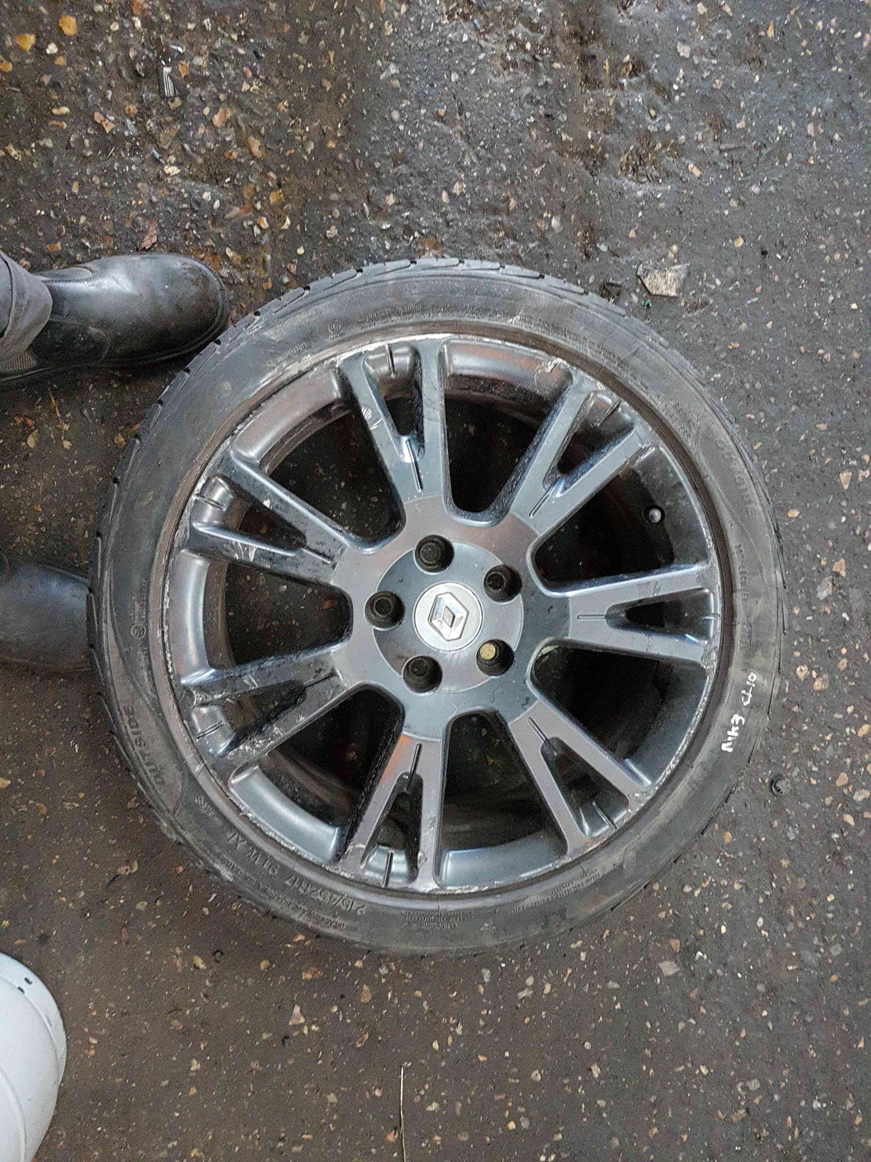 Thumb 13 Renault Clio Sport 2005-2012 197 200 Matt Black Alloy Wheel 17Inch 2/5
