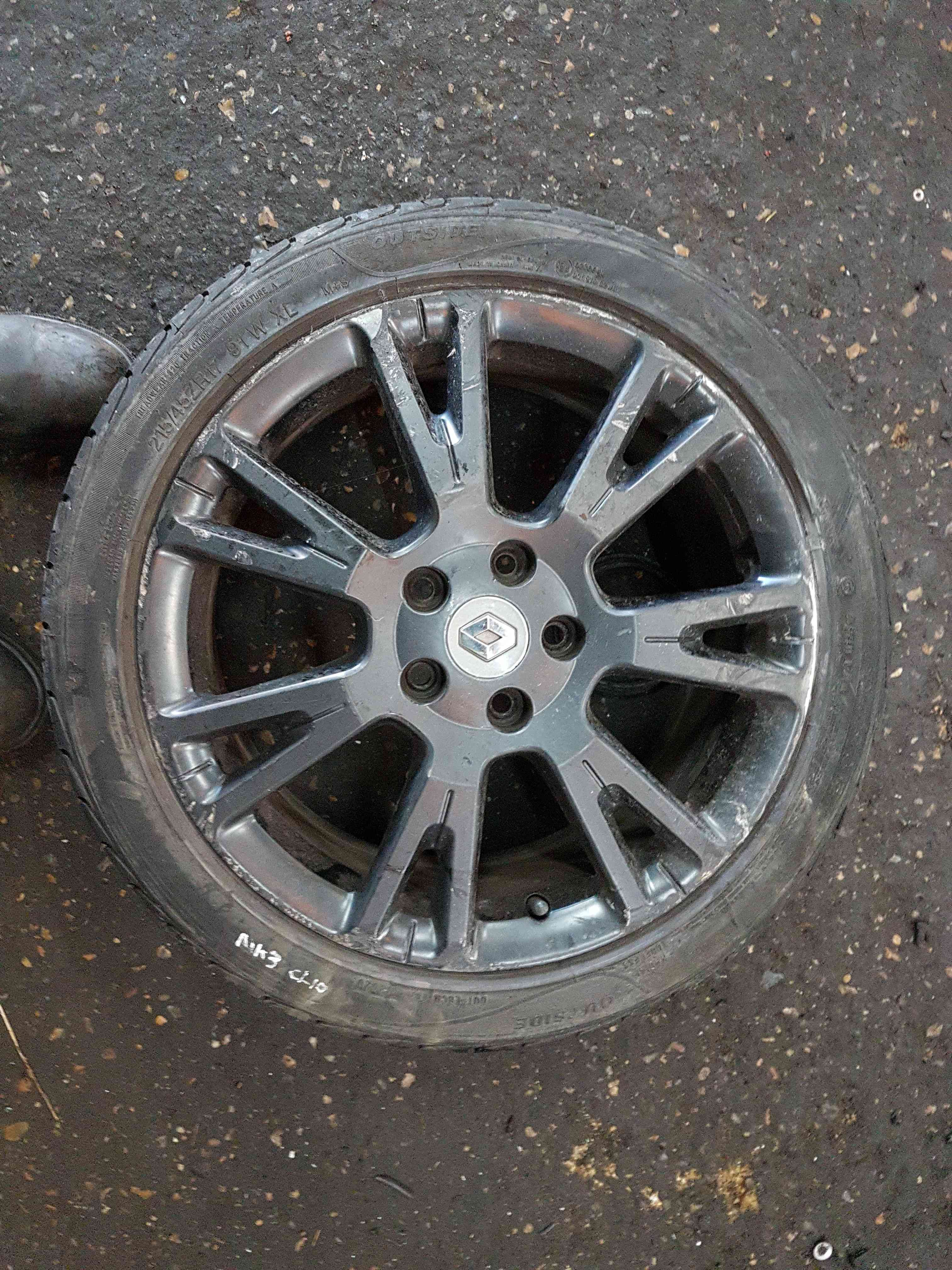 Thumb 7 Renault Clio Sport 2005-2012 197 200 Matt Black Alloy Wheel 17Inch 2/5