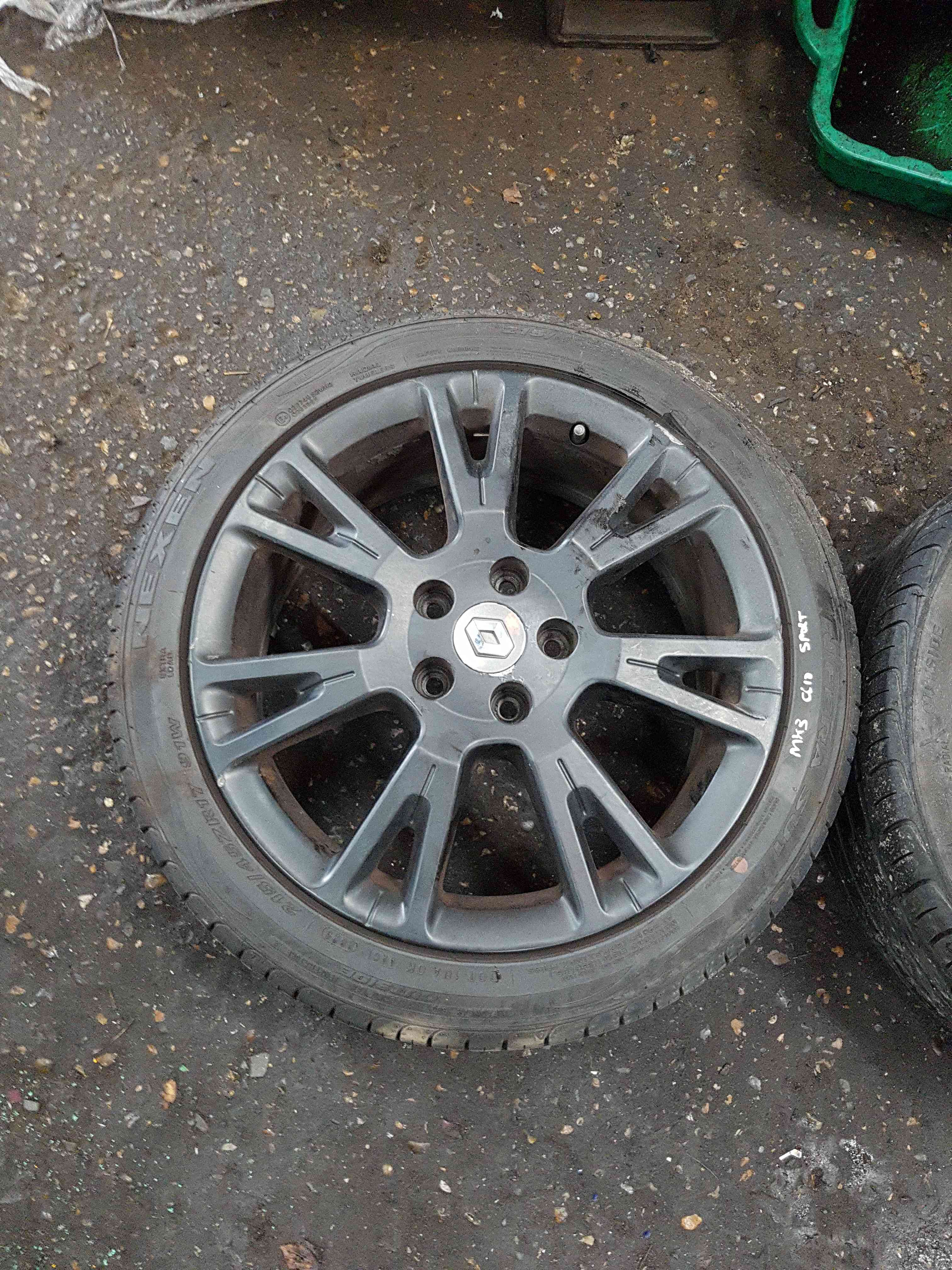Thumb 3 Renault Clio Sport 2005-2012 197 200 Matt Black Alloy Wheel 17Inch 4/5