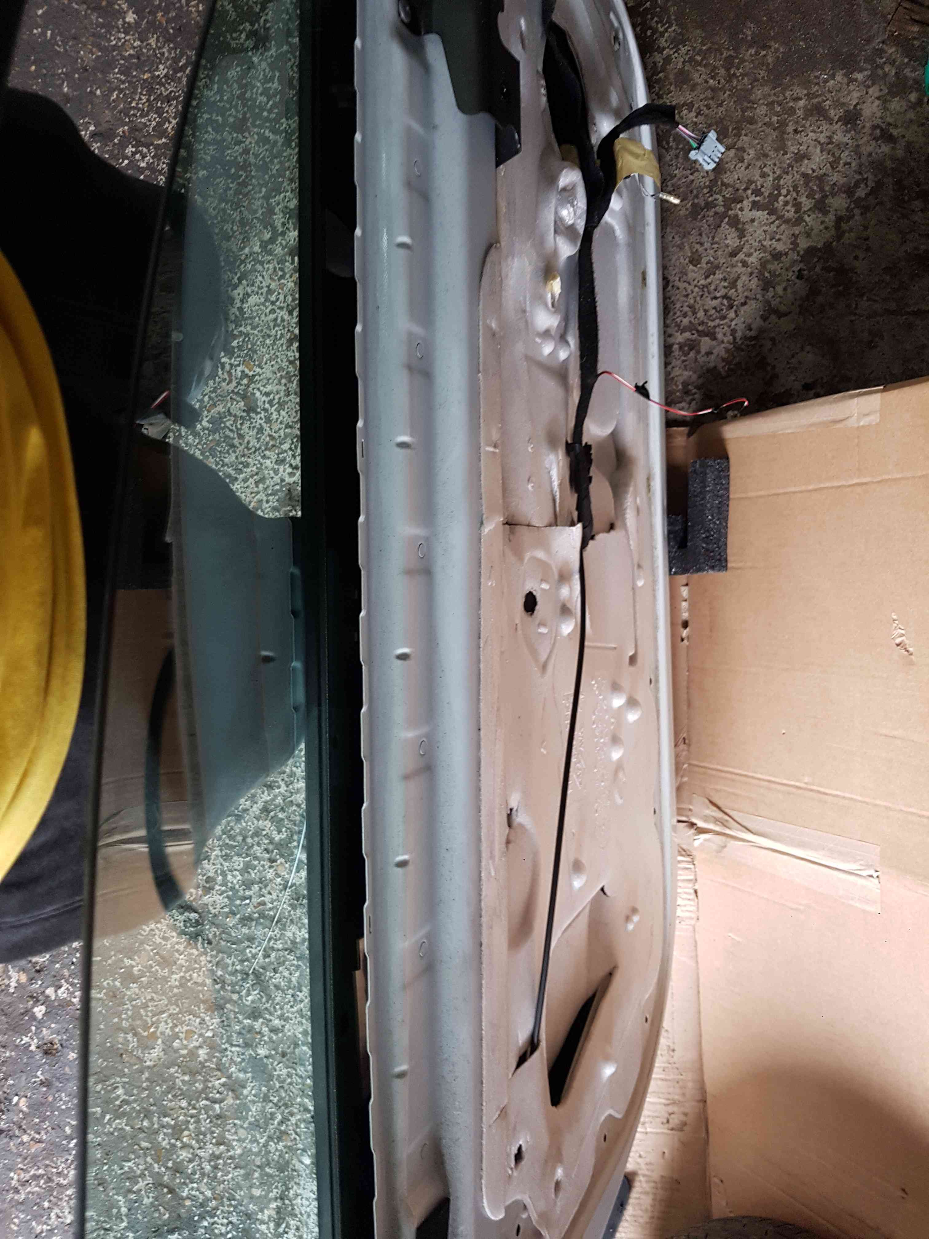 Thumb 6 Renault Clio Sport 2005-2012 197 200 Matt Black Alloy Wheel 17Inch 4/5