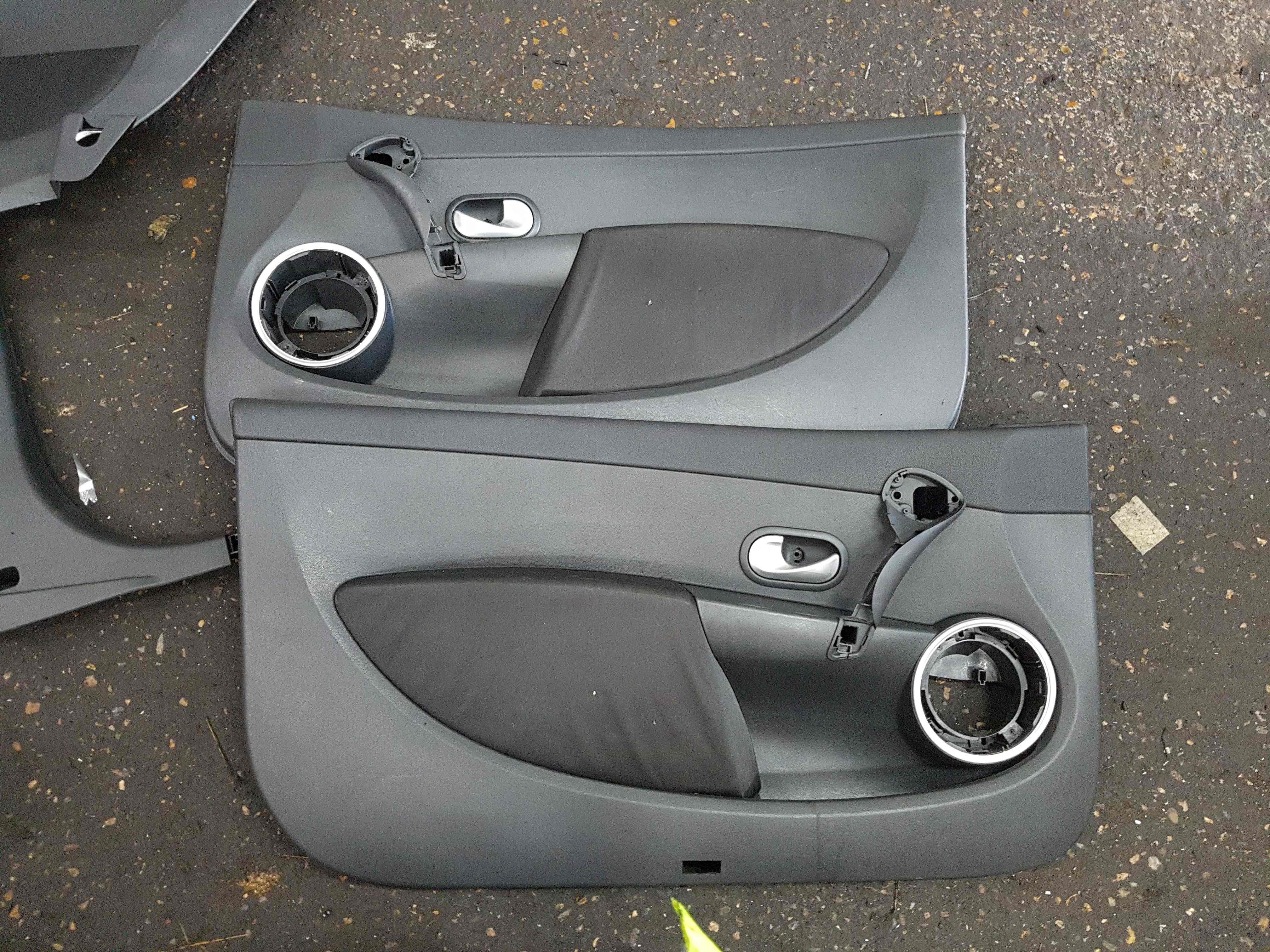 Thumb 5 Renault Clio Sport 2005-2012 197 Drivers Passenger Door Card Cards Front Rear