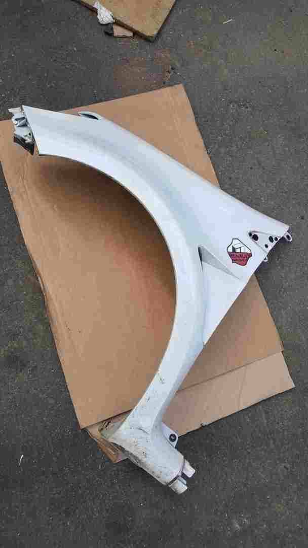 Thumb 2 Renault Clio Sport 2005-2012 197 Passenger NS Wing White OV369