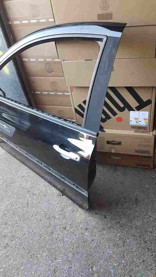 Thumb 2 Renault Clio Sport 2005-2012 197 Passengerr NSF Door Black 3DrTegna Missing Trim