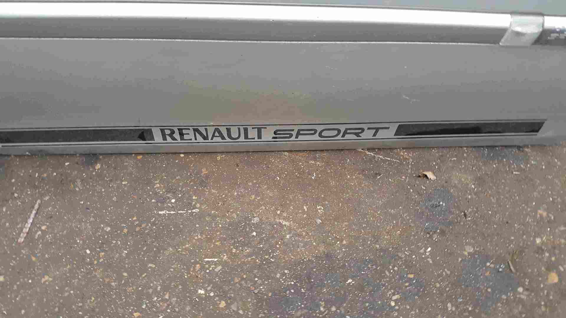 Thumb 2 Renault Clio Sport 2009-2012 200 Drivers OSF Front Door Silver TED69