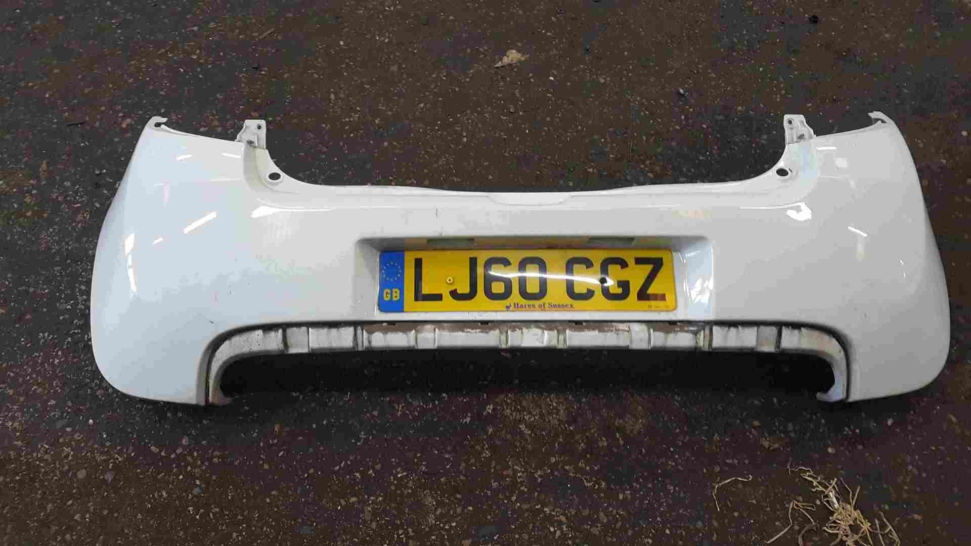 Renault Clio Sport 2009-2012 200 Rear Bumper White 369