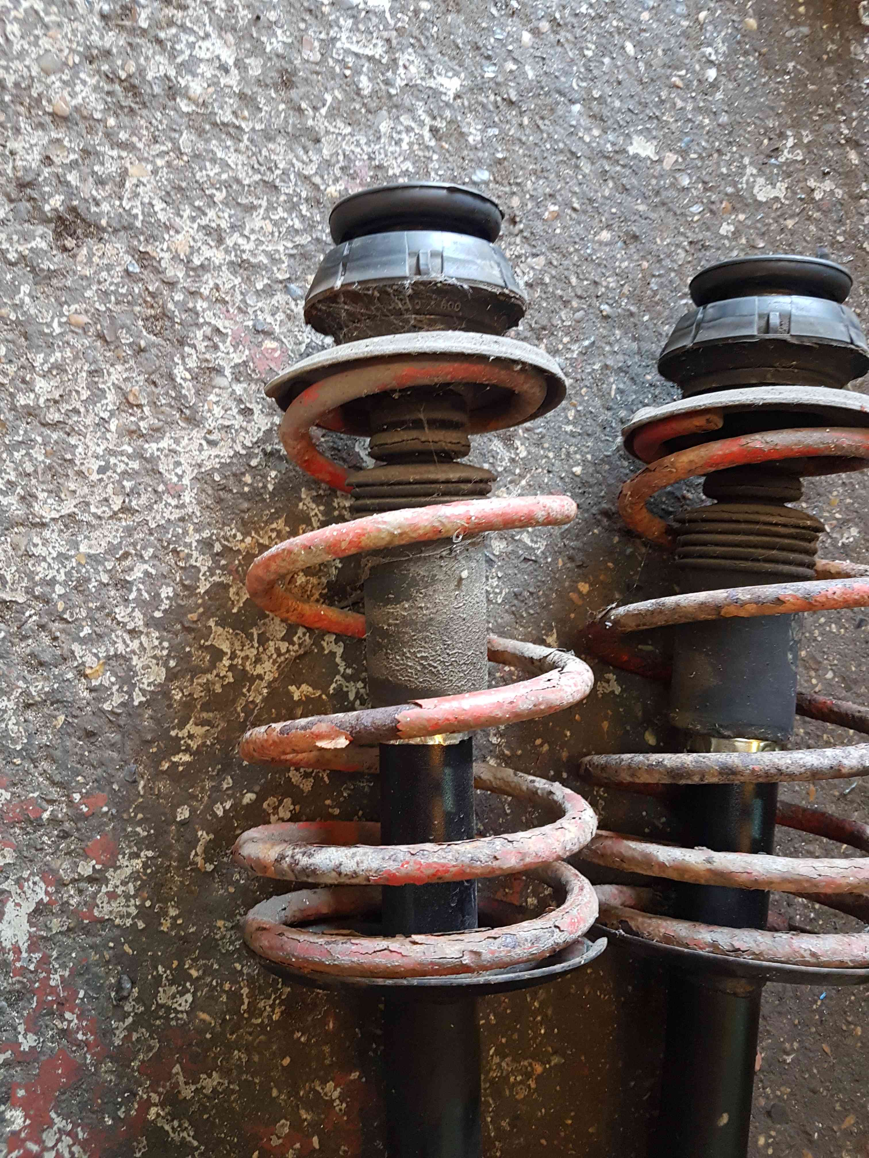 Thumb 4 Renault Clio Sport MK2 2001-2006 172 182 2.0 16V Lowering Springs Shocks SET
