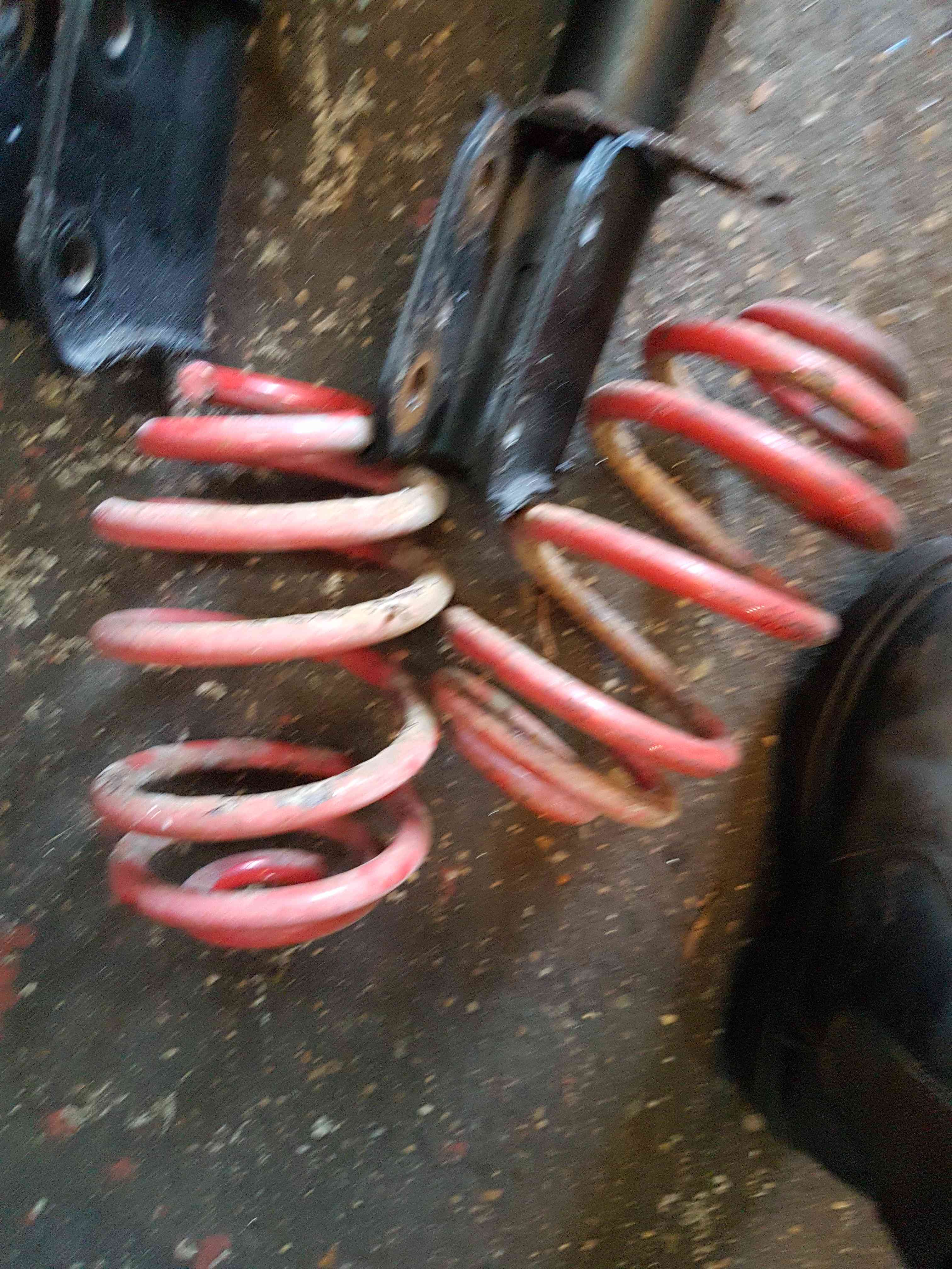 Thumb 6 Renault Clio Sport MK2 2001-2006 172 182 2.0 16V Lowering Springs Shocks SET