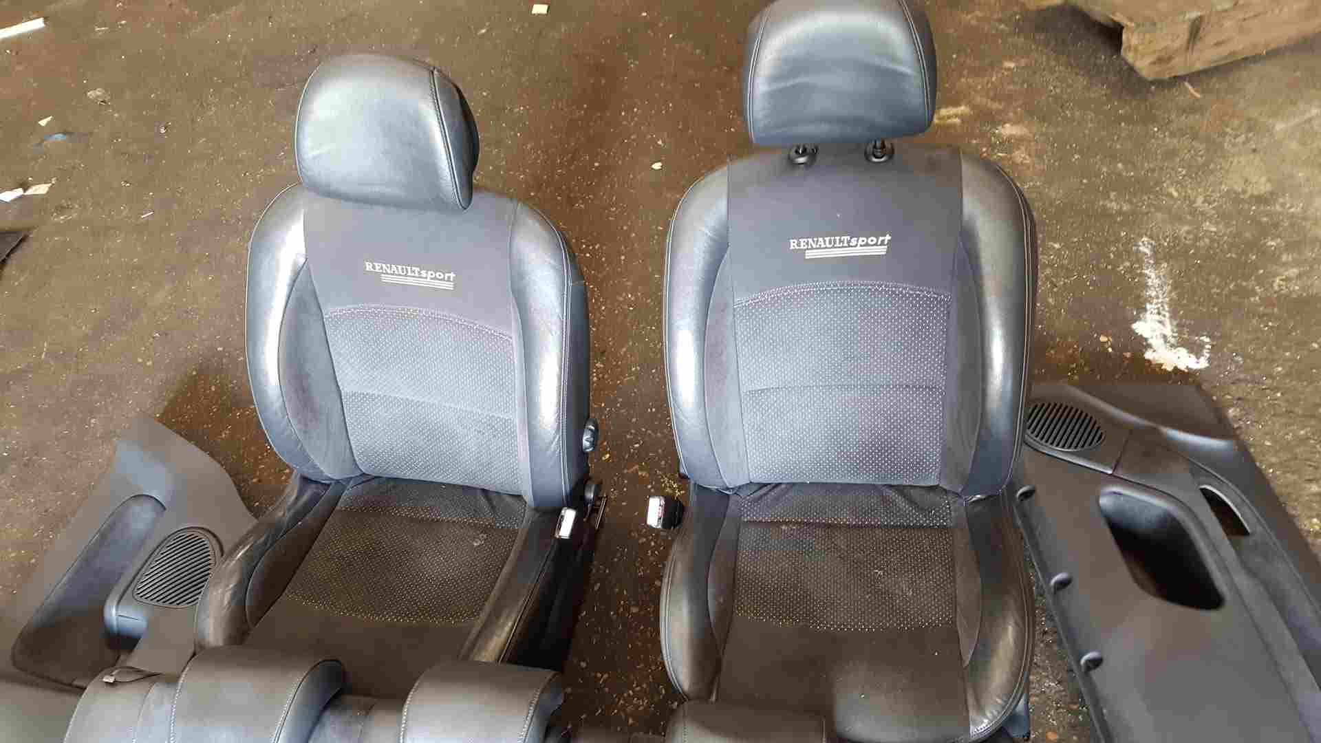 Thumb 3 Renault Clio Sport MK2 2001-2006 172 182 Chairs Seats Half Leather + Cards
