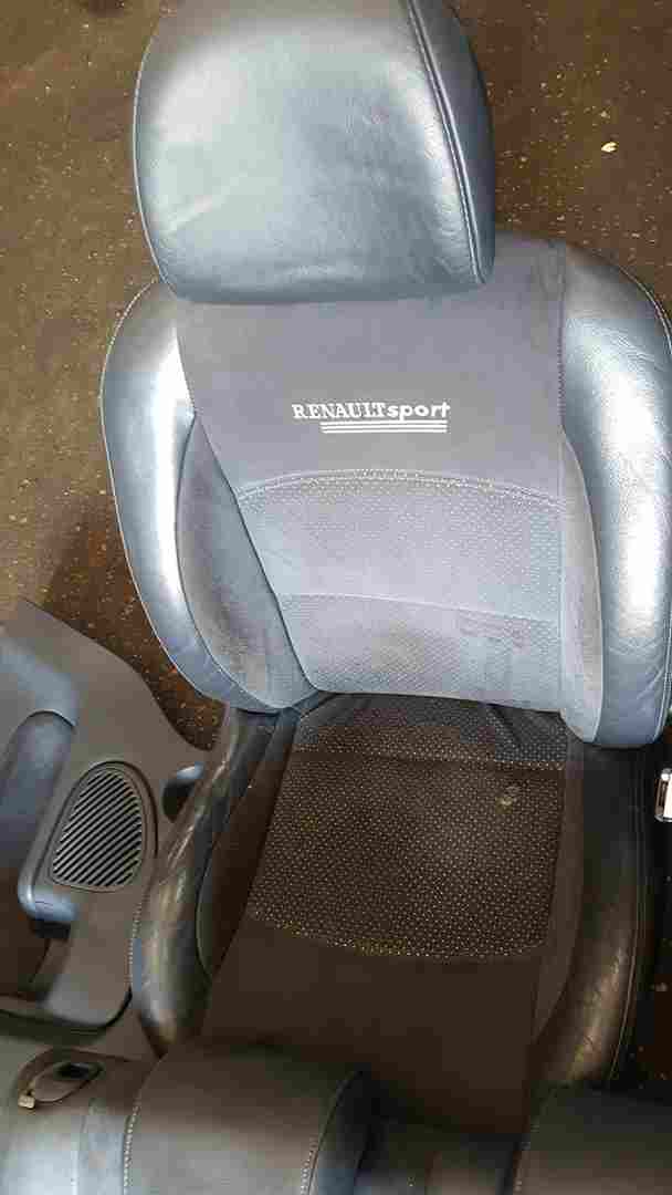 Thumb 4 Renault Clio Sport MK2 2001-2006 172 182 Chairs Seats Half Leather + Cards