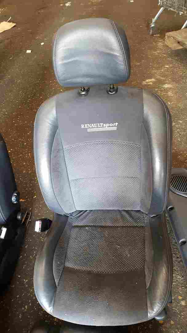 Thumb 6 Renault Clio Sport MK2 2001-2006 172 182 Chairs Seats Half Leather + Cards